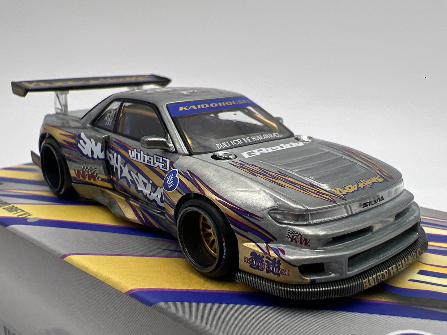Mini GT Kaido House #235 CHASE Nissan Silvia S13-R Kaido Drift V1
