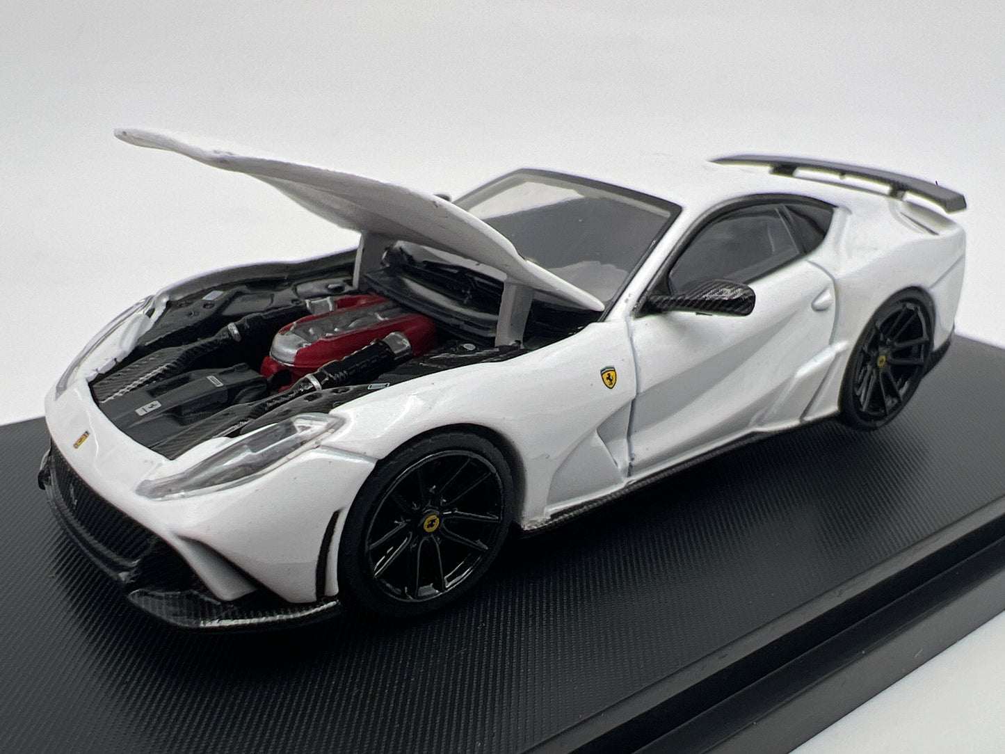 Stance Hunters 1/64 1 of 599 Ferrari 812 White
