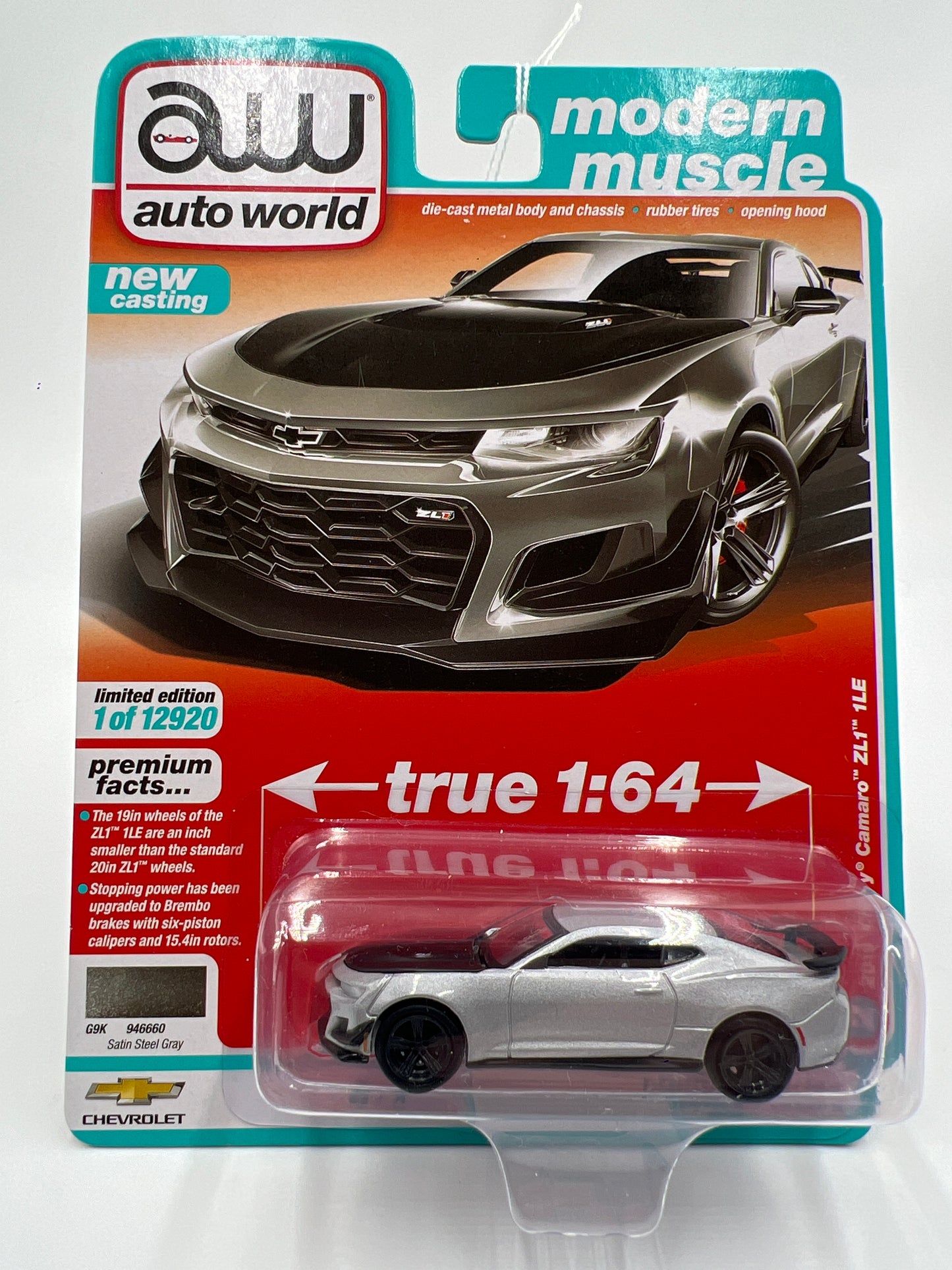 Auto World Modern Muscle Release 2 Version B 2019 Chevy Camaro ZL1 1LE Satin Steel Gray 232G