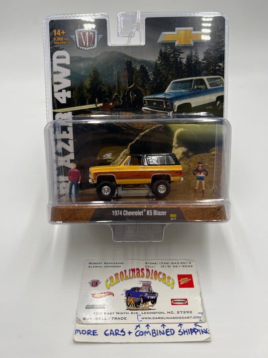 2024 M2 Machines Diorama R05 1974 Chevrolet K5 Blazer Yellow 199F