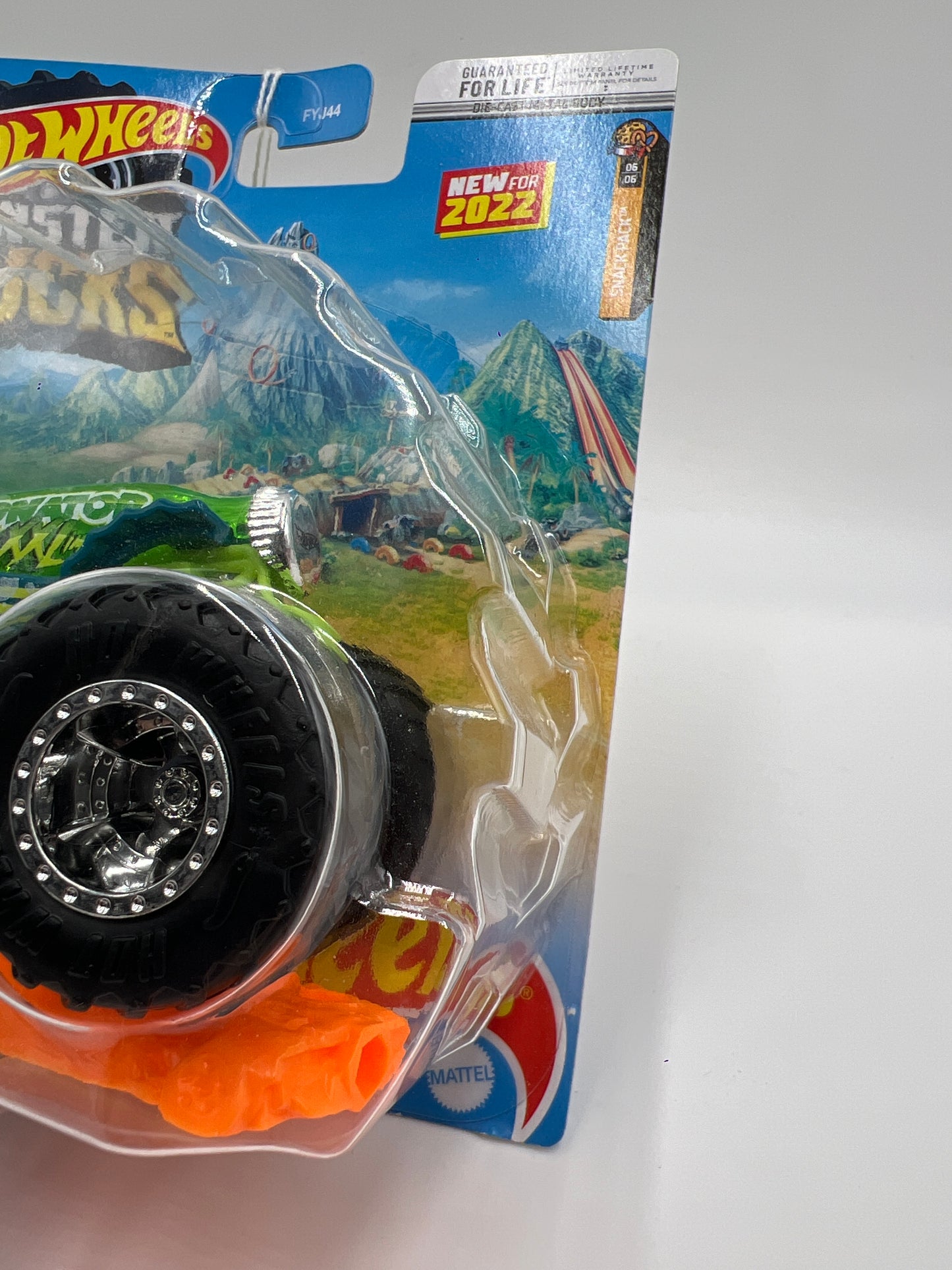 2022 Hot Wheels Monster Trucks Snack Pack #56 Carbonator XXL 135G