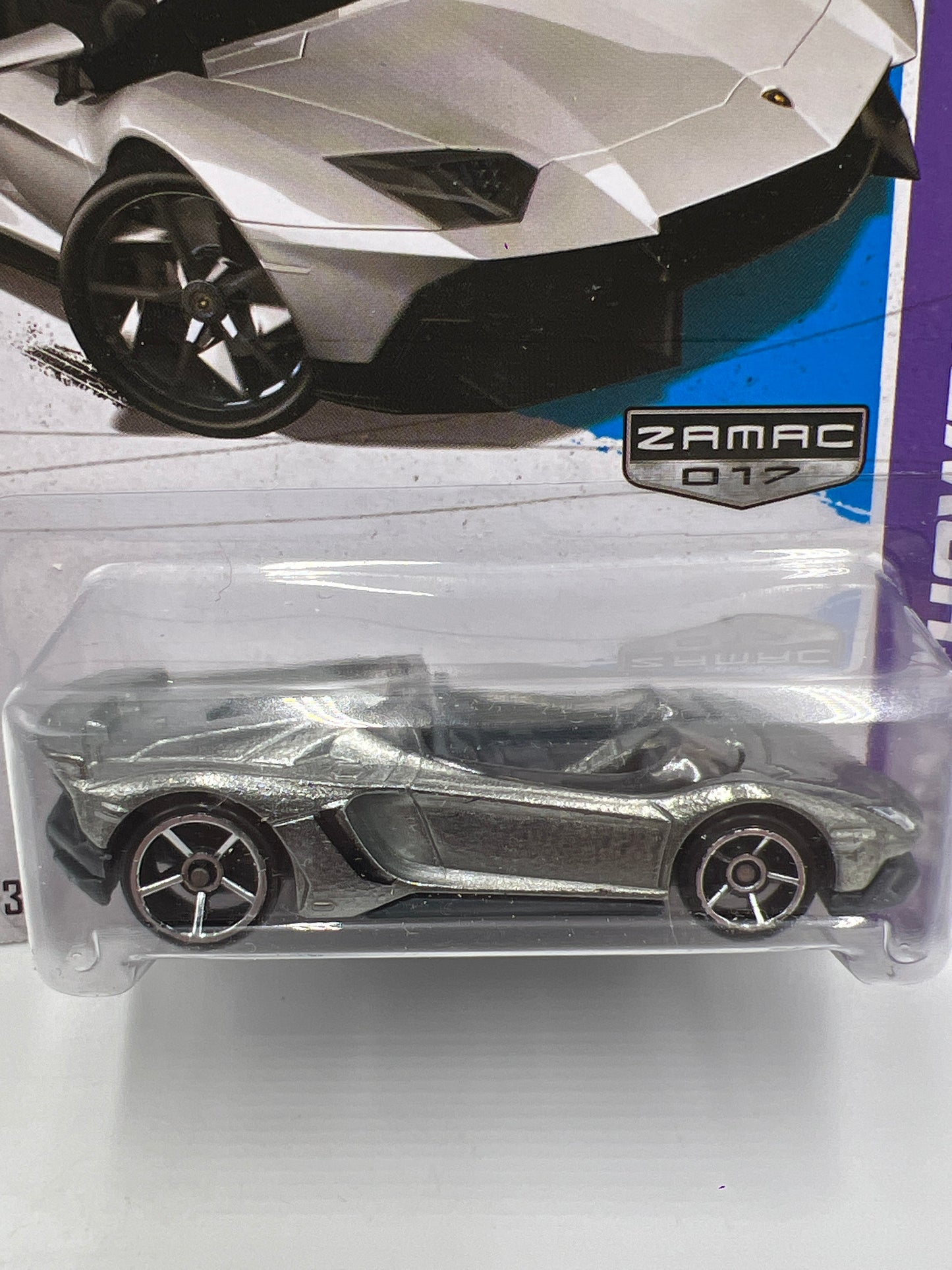 2013 Hot Wheels Walmart Exclusive Zamac 17 #180 Lamborghini Aventador J
