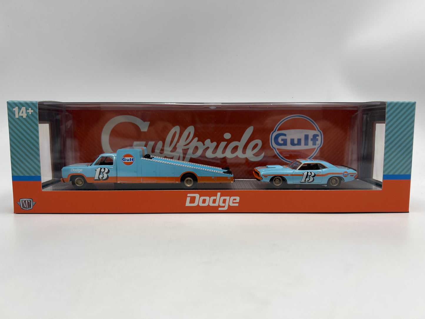 M2 Machines Haulers R99 Gulf 1974 Dodge Truck & 1970 Challenger T/A