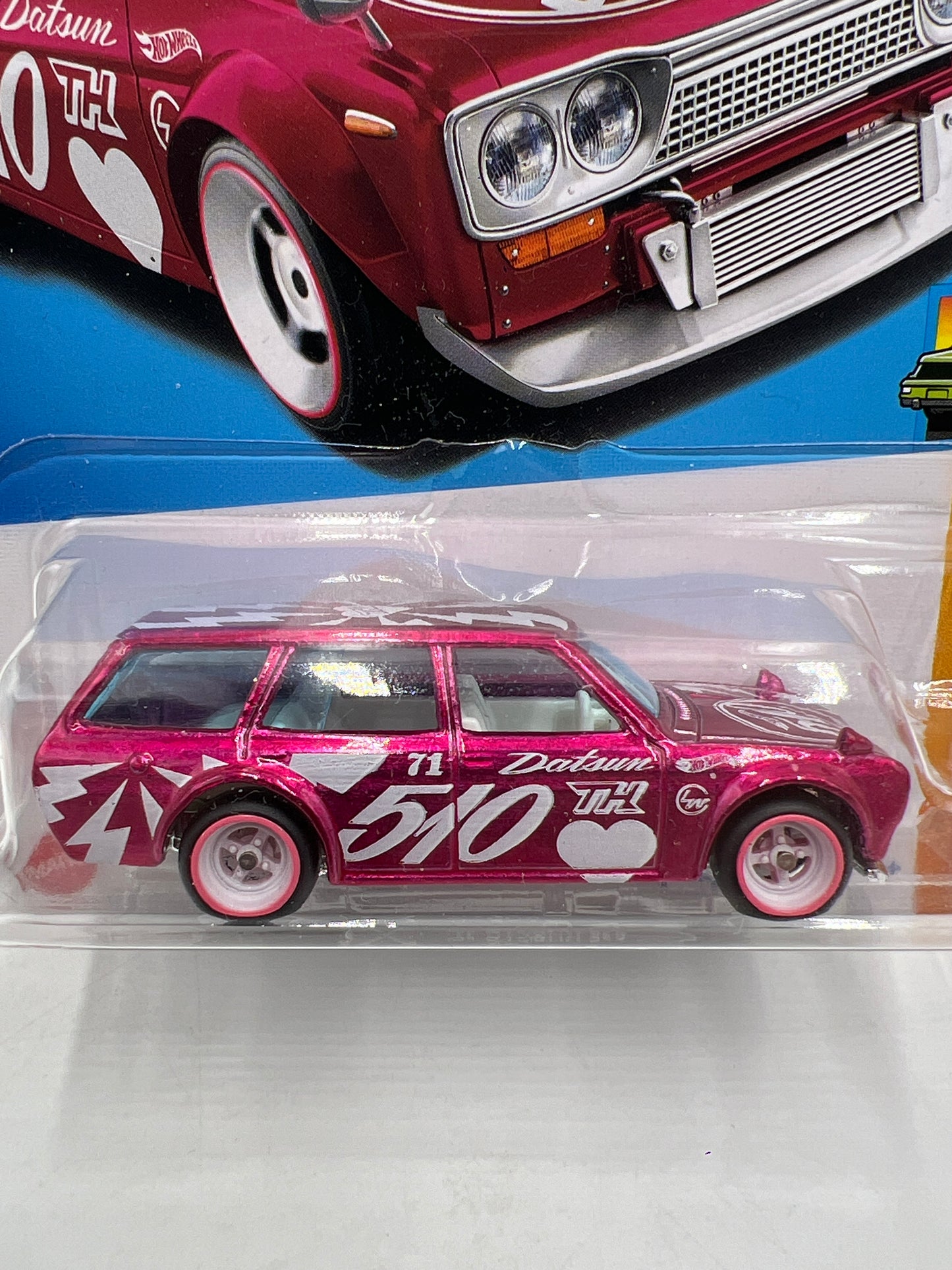 2023 Hot Wheels Super Treasure Hunt Intl Card #235 Datsun Bluebird Wagon 510 Pink W/Protector