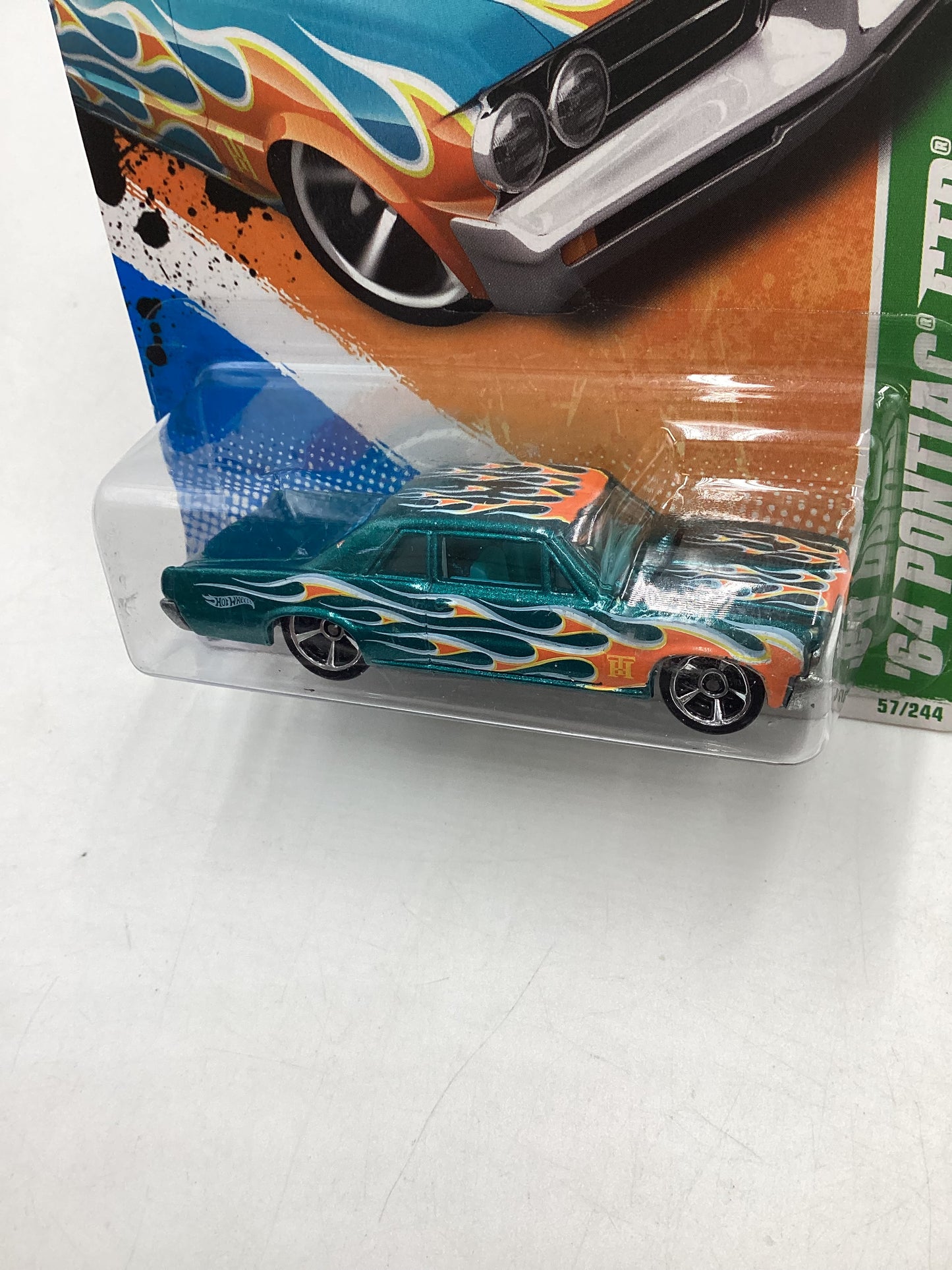 2011 Hot wheels treasure hunt #057 64 Pontiac GTO 275C