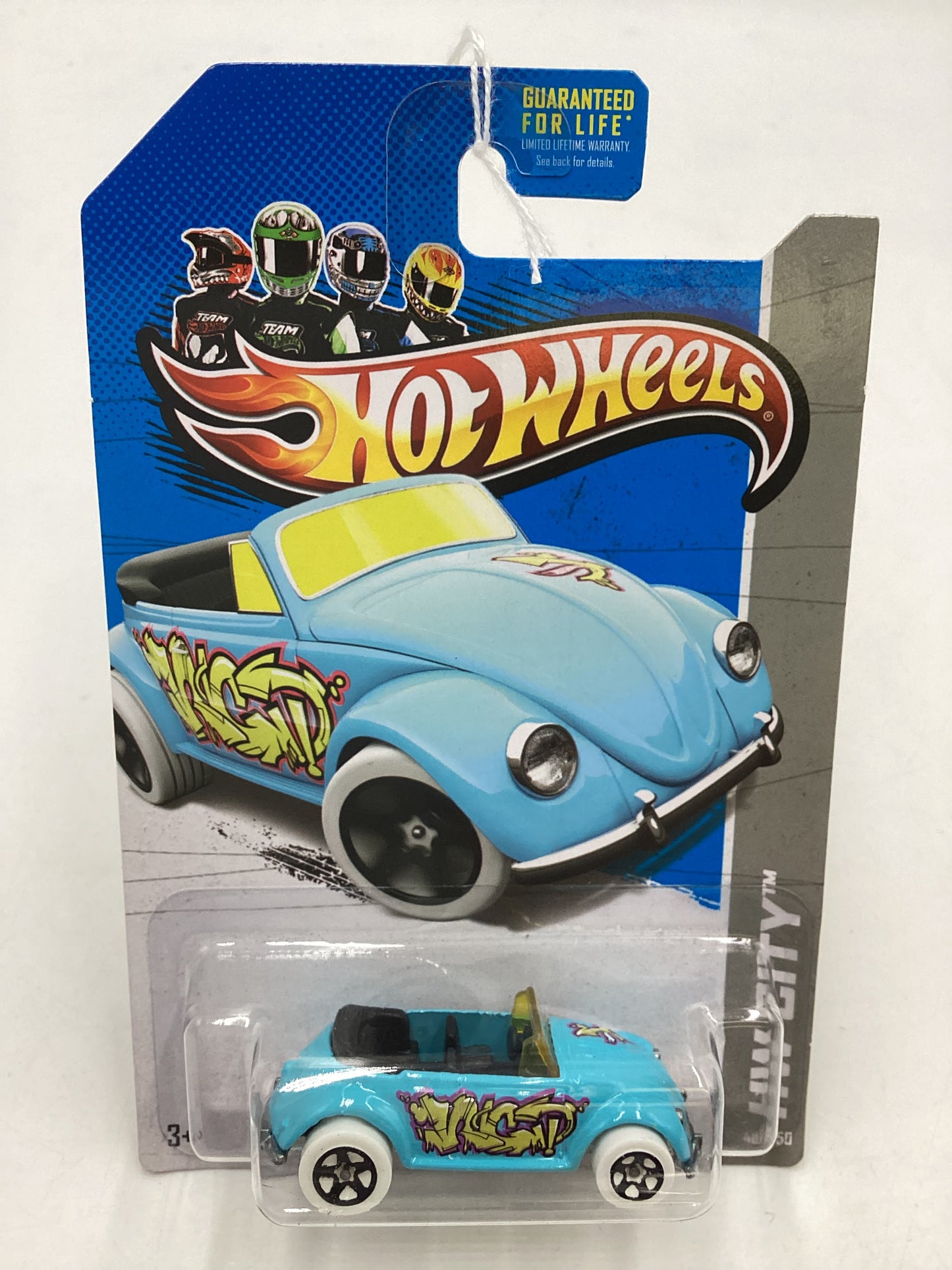 2013 Hot Wheels #40 Volkswagen Beetle Light Blue 95G