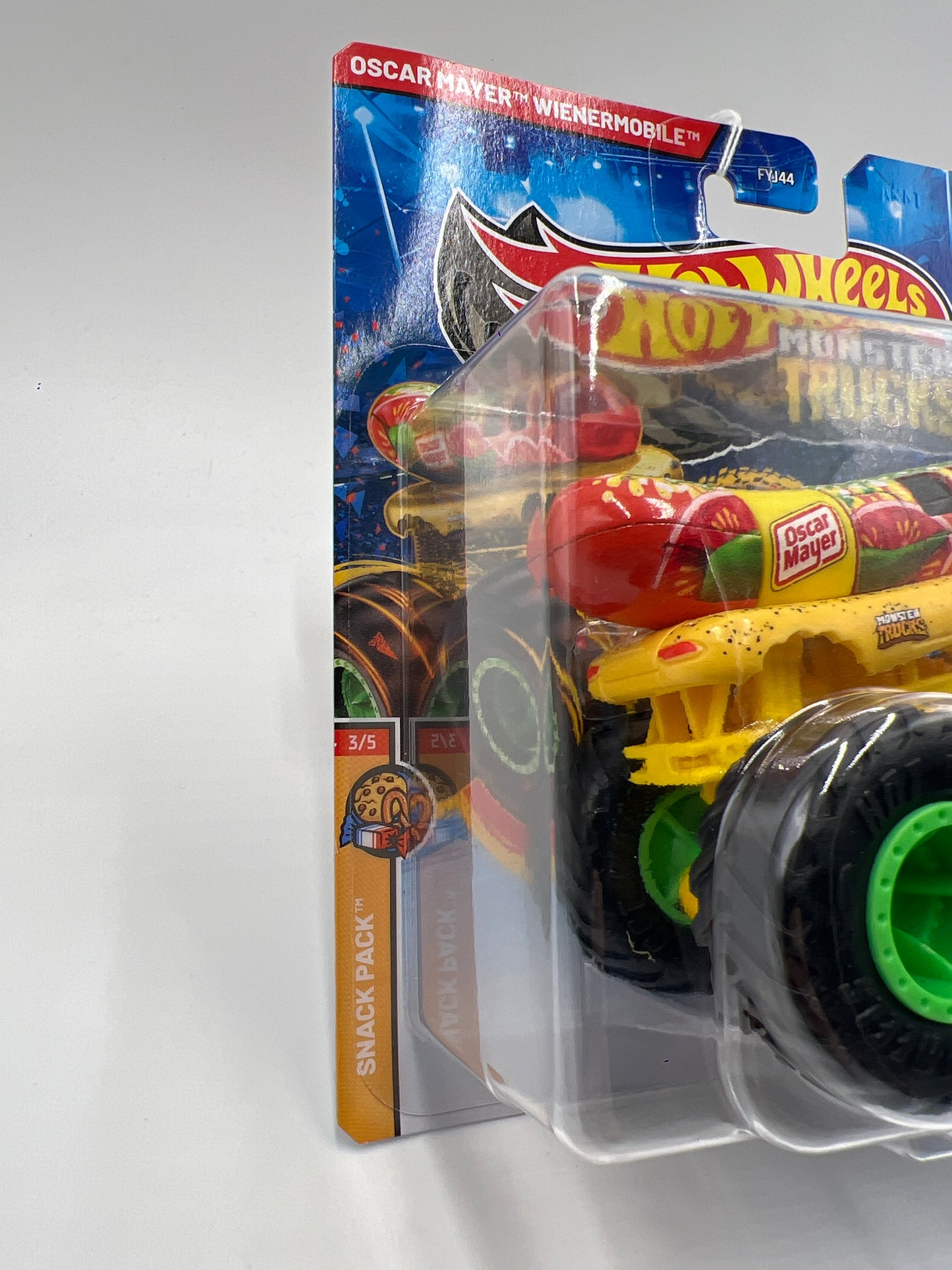 2025 Hot Wheels Monster Trucks Snack Pack #3 Oscar Mayer Wienermobile 125D