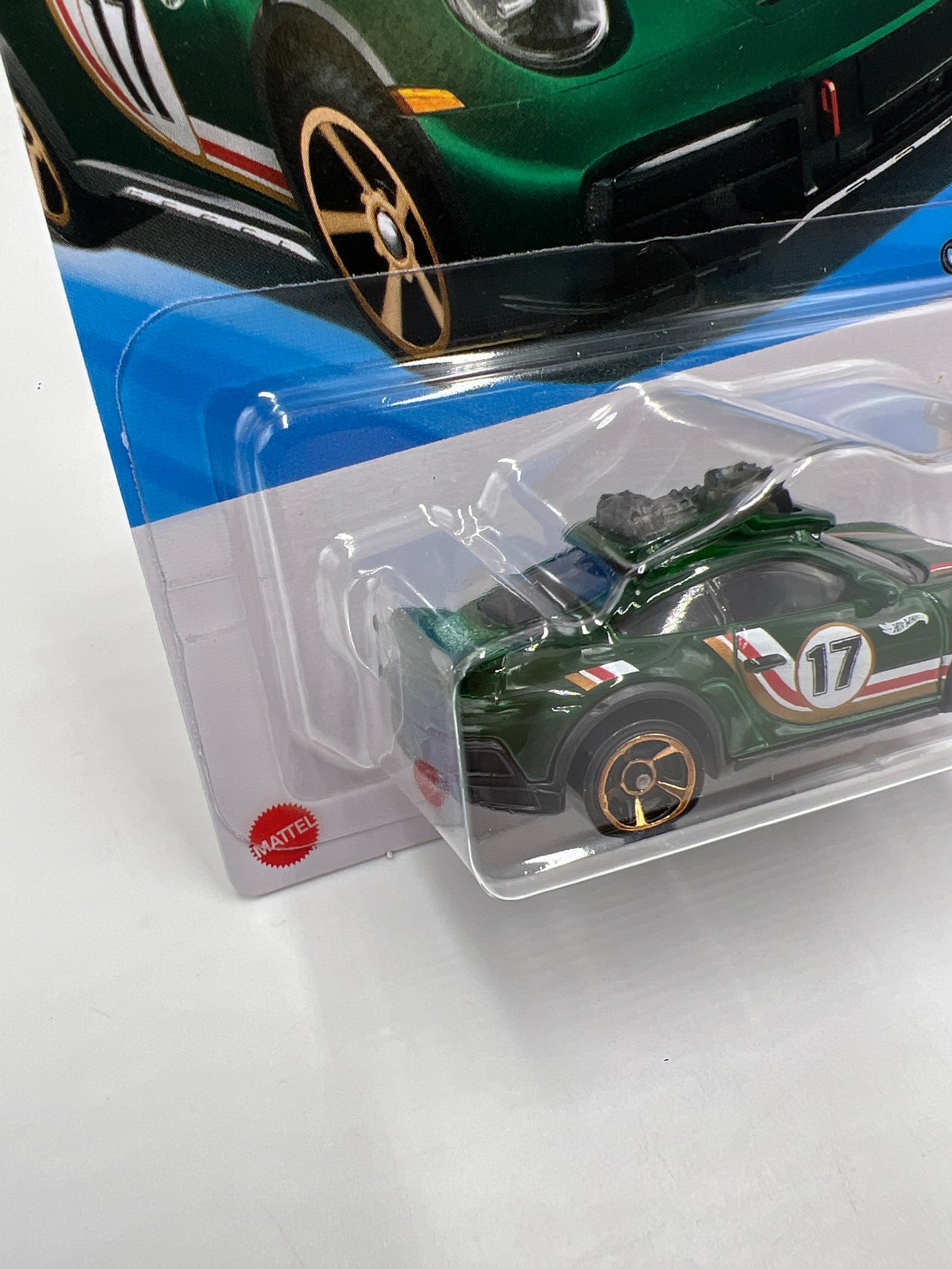 2025 Hot Wheels H Case Safari Mode #154 Porsche 911 Rallye Green 102i