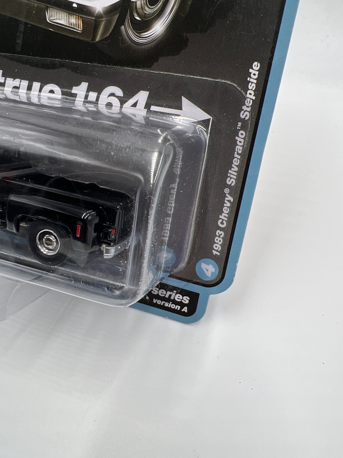 Auto World Muscle Trucks Release 1 Version A 1983 Chevy Silverado Stepside Black 181D
