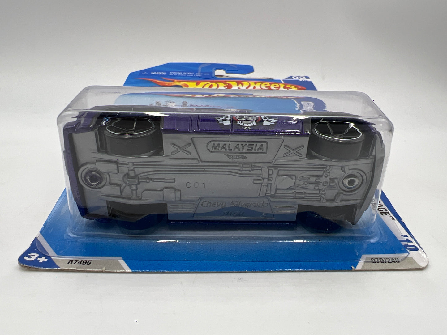 2010 Hot Wheels Garage #70 Chevy Silverado Purple W/Protector