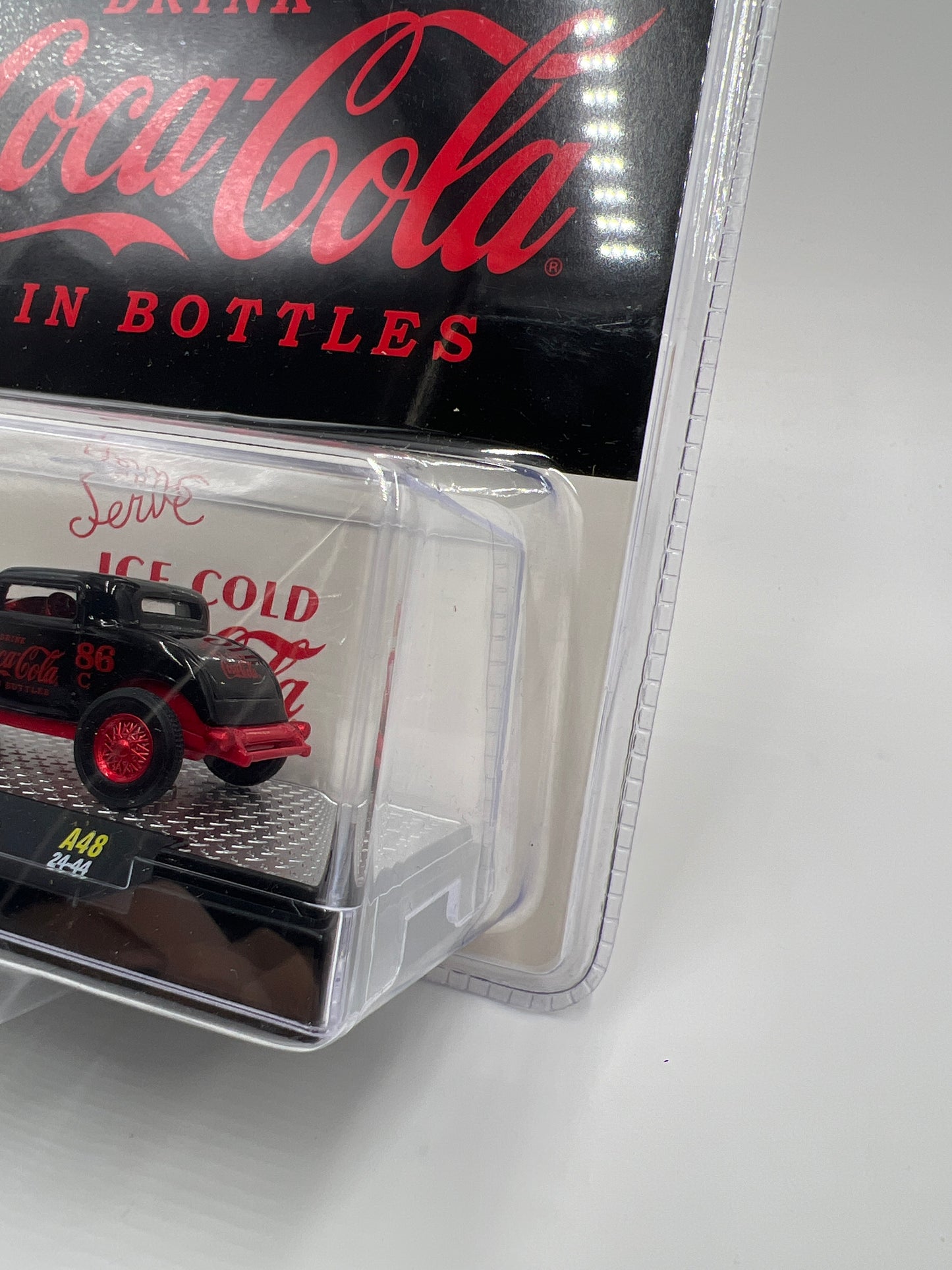 M2 Machines Coca Cola CHASE 1932 Ford Three Window Coupe Black A48