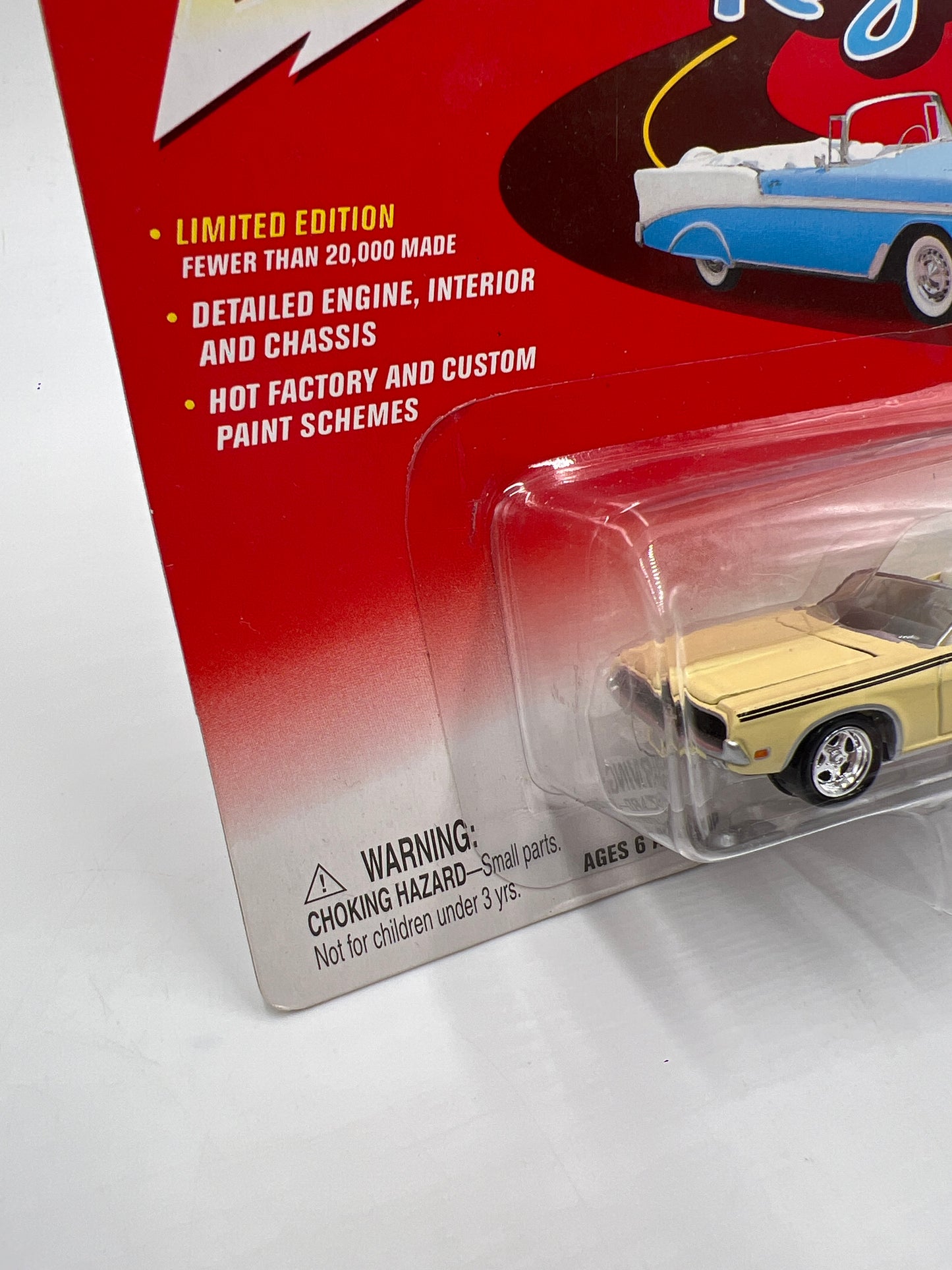 Johnny Lightning Ragtops 1969 Mercury Cougar Yellow 220F
