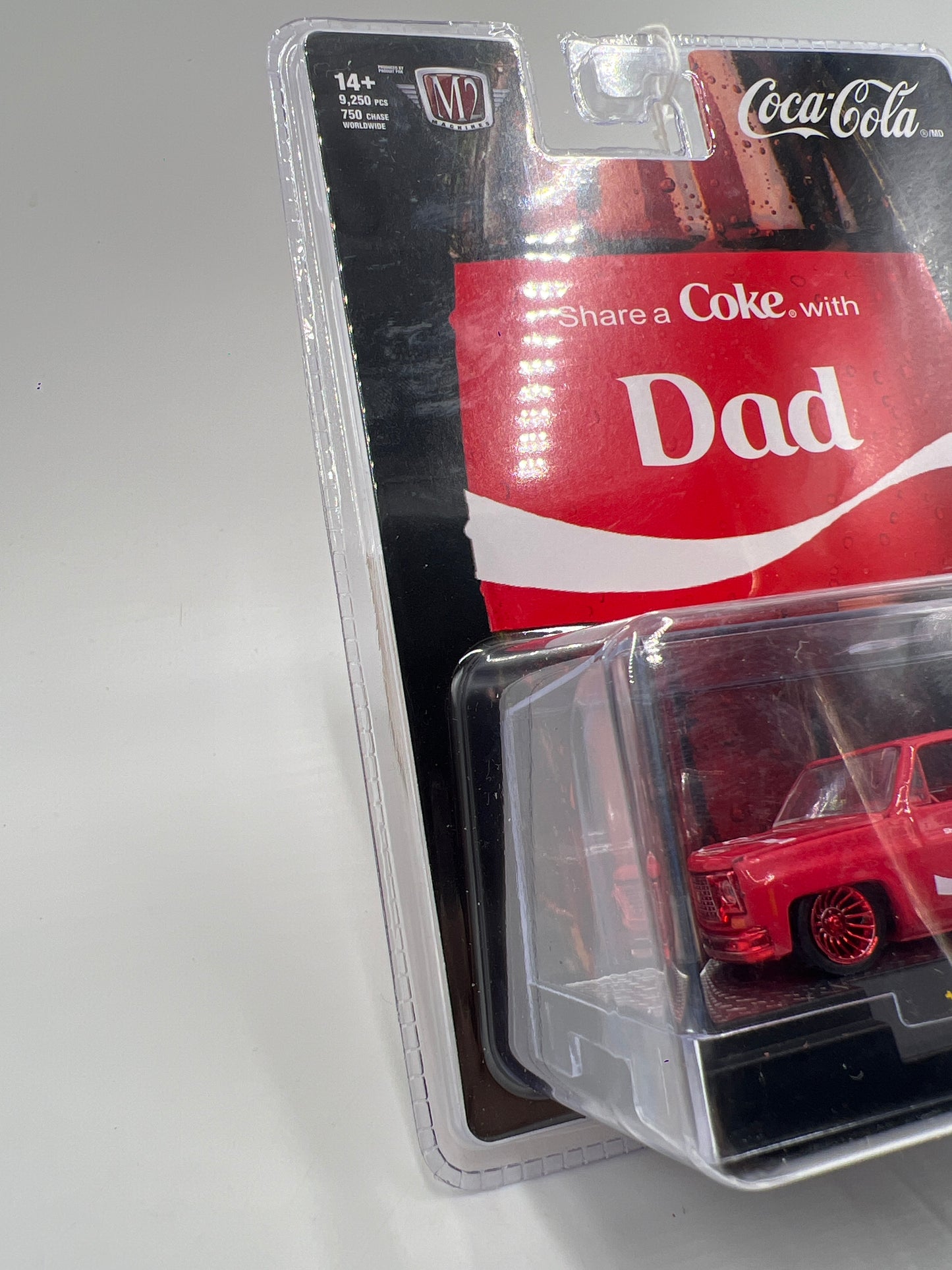 M2 Machines Coca Cola CHASE 1973 Chevrolet Cheyenne 10 Dad A58