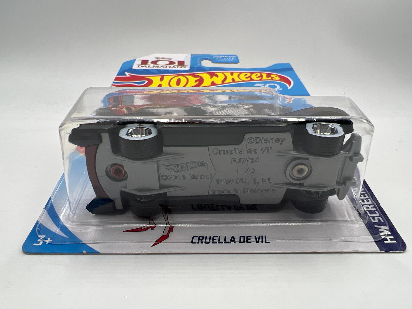 2018 Hot Wheels Super Treasure Hunt Cruella De Vil Red W/Protector