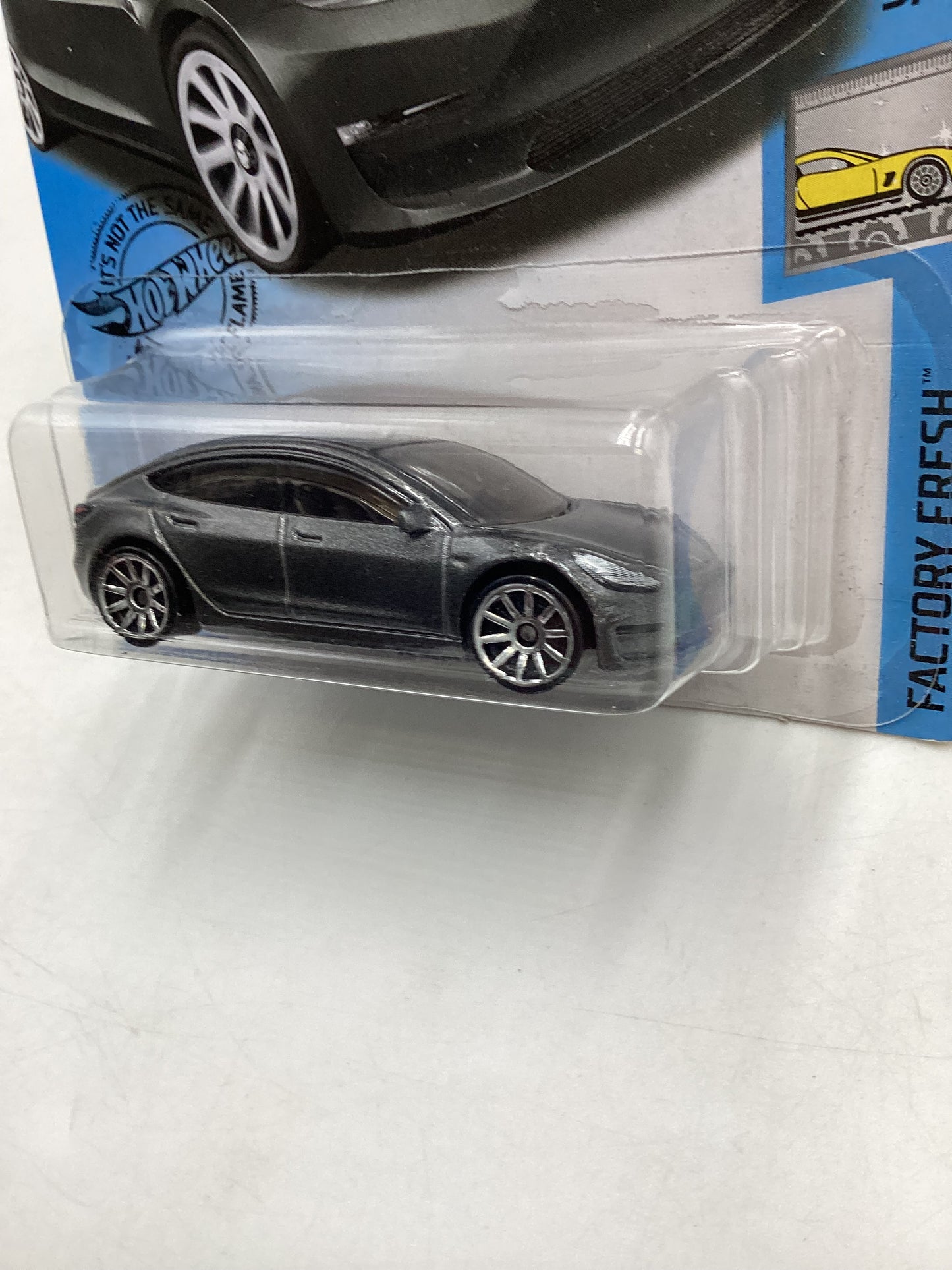 2020 Hot Wheels #112 Tesla Model 3 Silver (Slight Cracked Blister) 48F