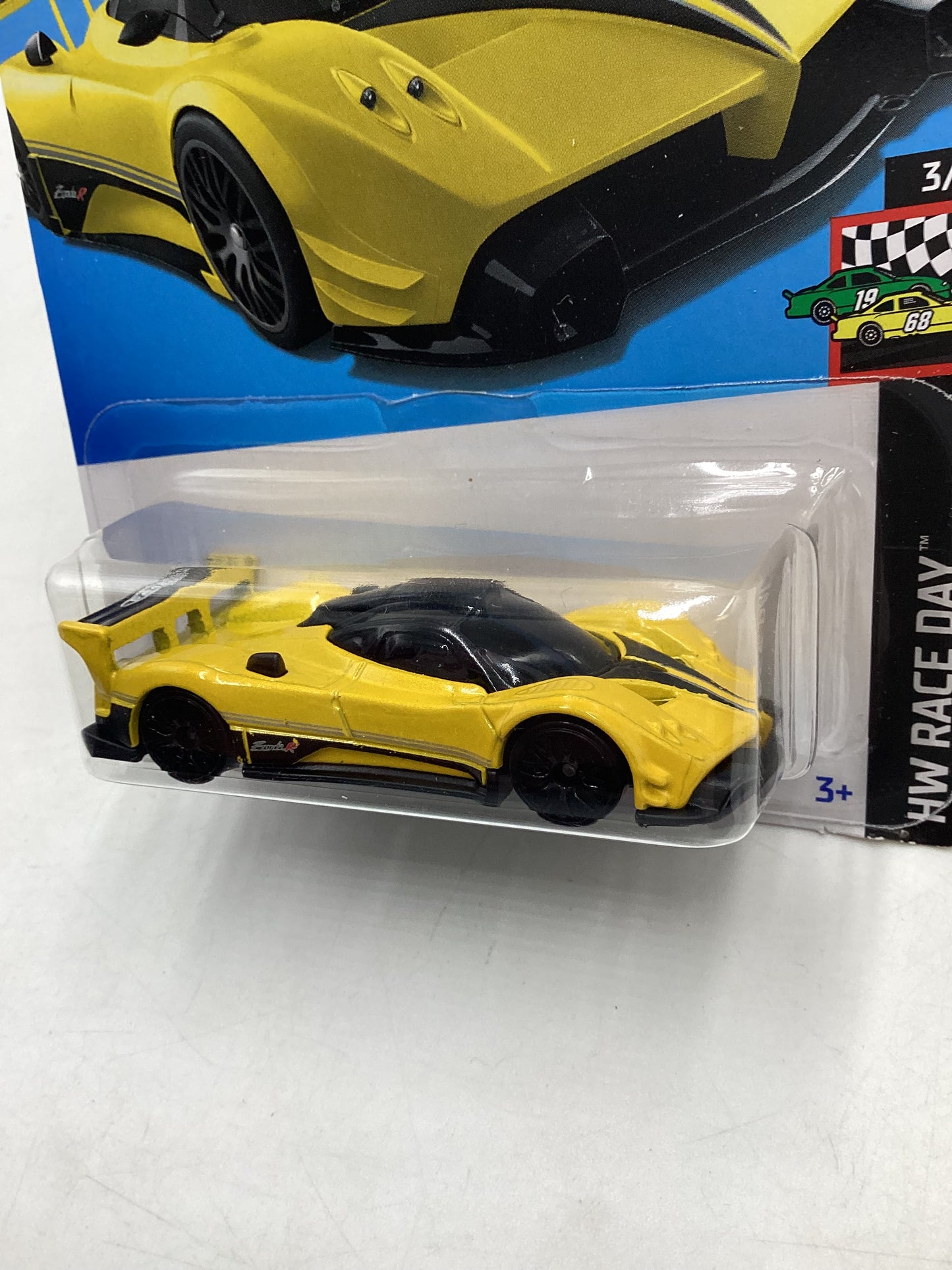 2024 Hot Wheels #99 Pagani Zonda R Yellow 104E