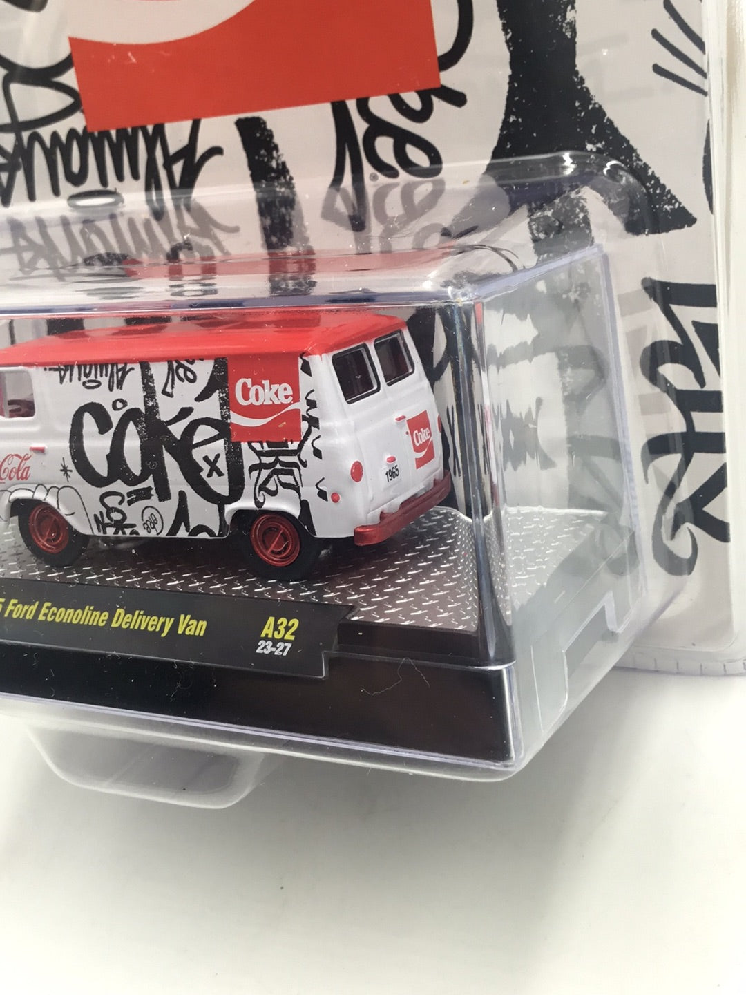 M2 Machines Coca Cola 1965 Ford Econoline Delivery Van CHASE A32
