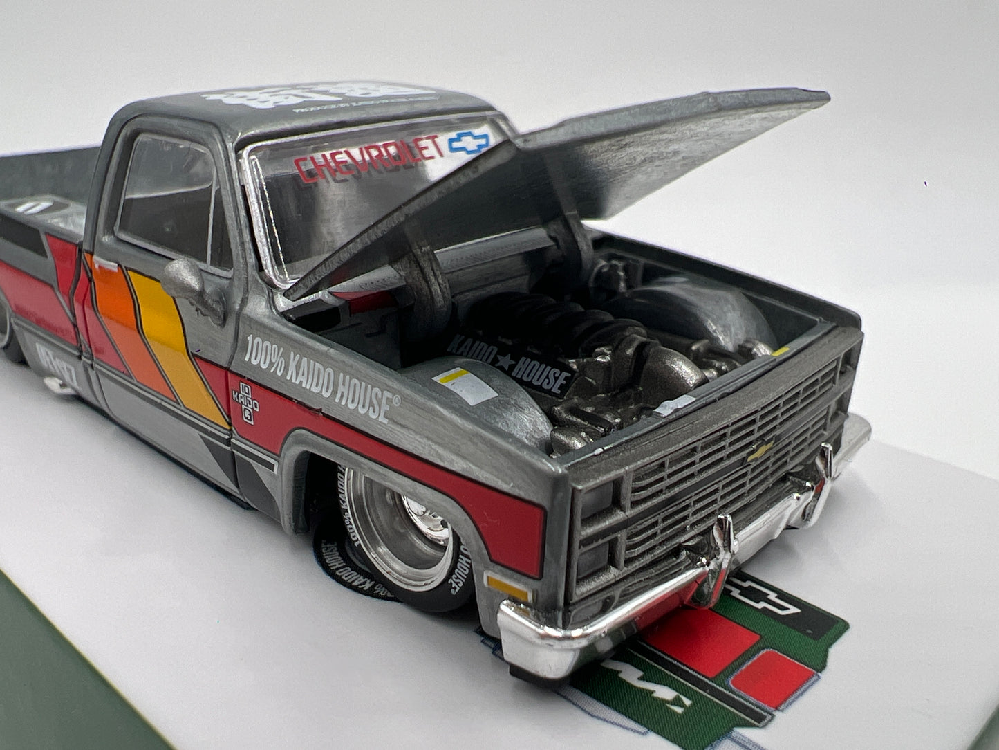 Mini GT x Kaido House #226 CHASE Chevrolet Silverado Kaido Works V3