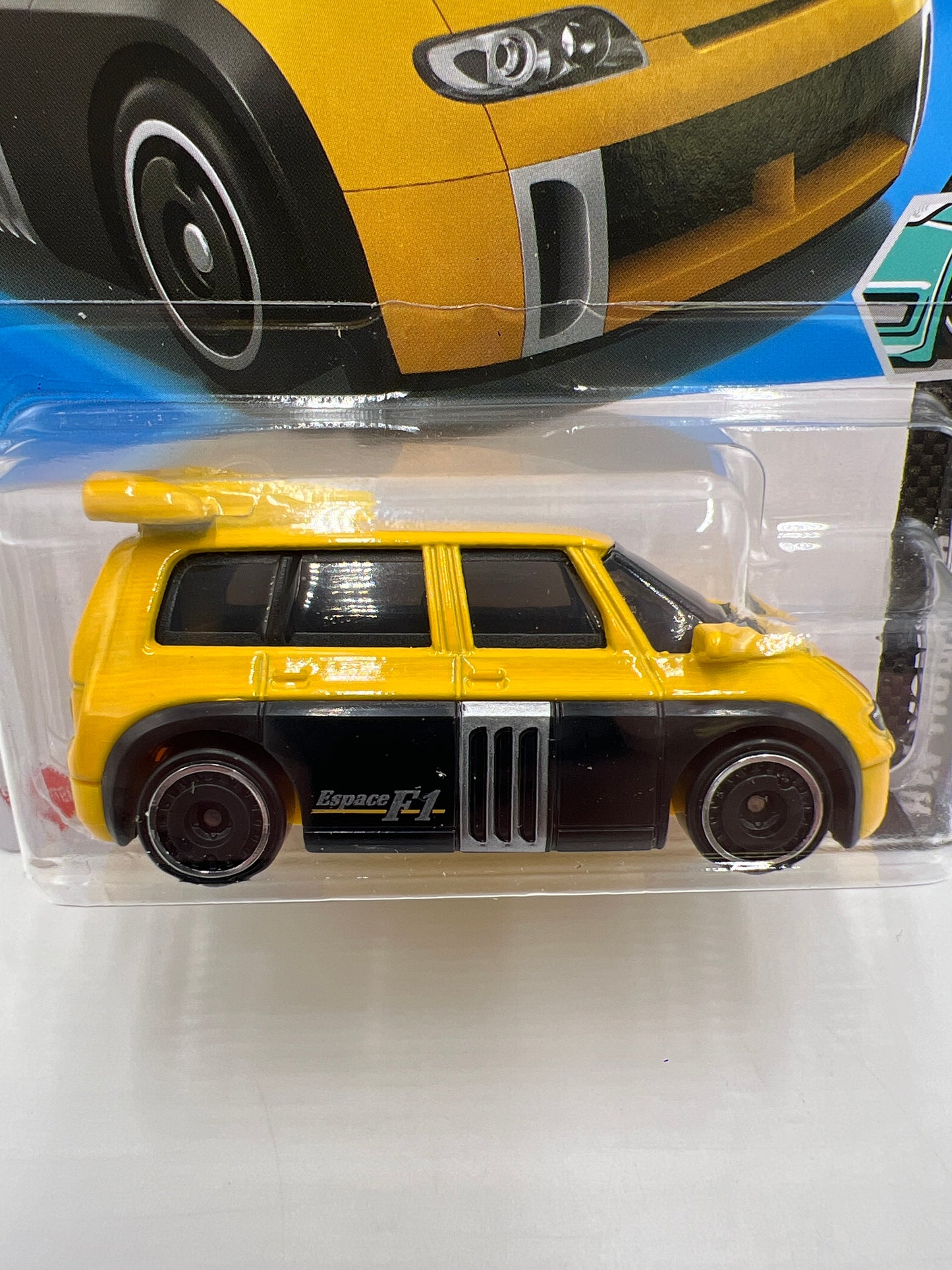 2025 Hot Wheels J Case HW Modified #172 Renault Espace F1 Yellow 63B