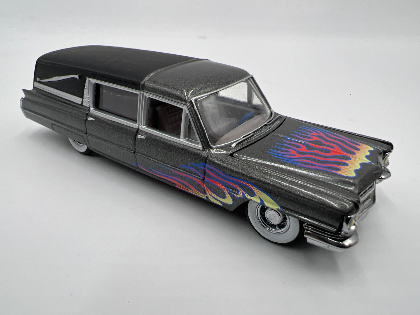 Hot Wheels Collectibles 1/64 Hard Rock Cafe 1960 Fleetwood Hearse Gray Loose