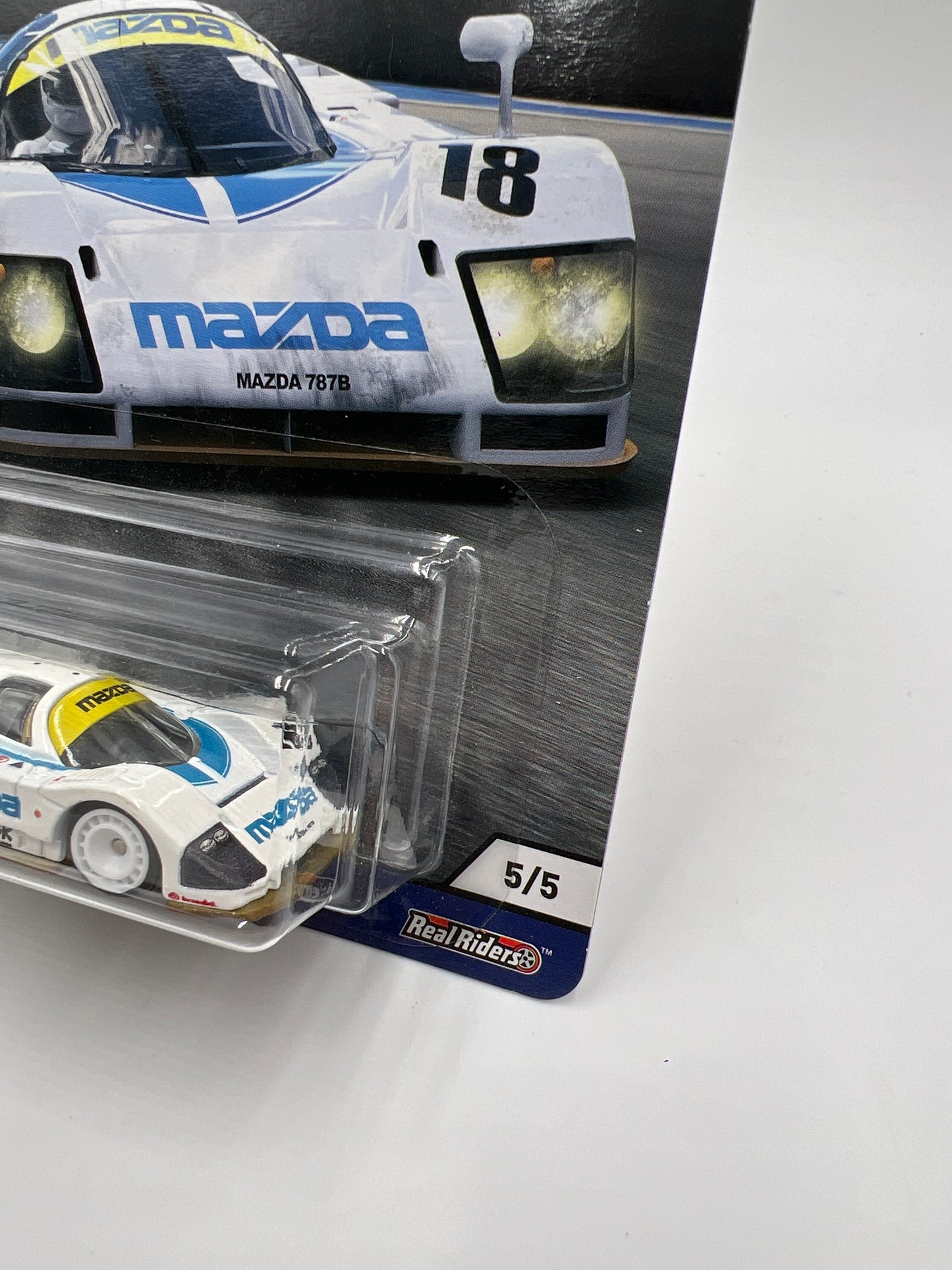 2018 Hot Wheels Car Culture Premium Circuit Legends #5 Mazda 787B White W/Protector