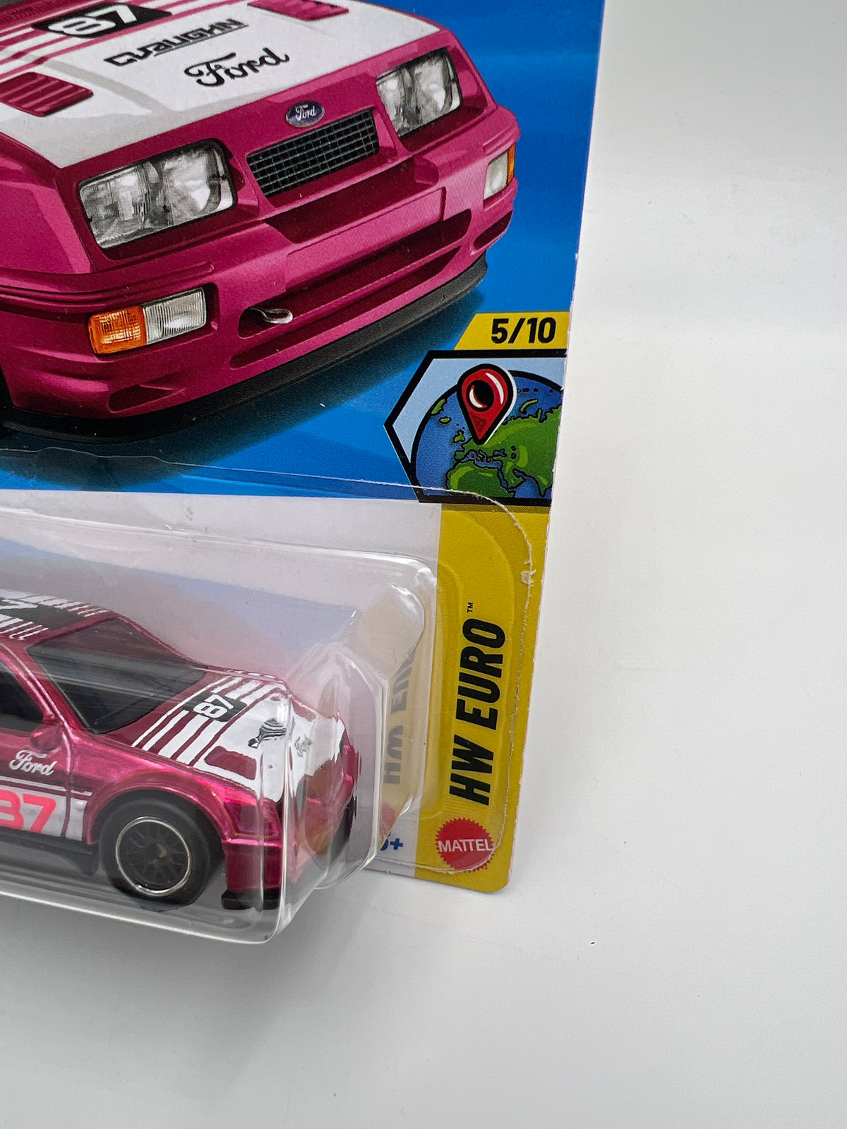 2026 Hot Wheels Super Treasure Hunt #116 87 Ford Sierra Cosworth Pink W/Protector Intl