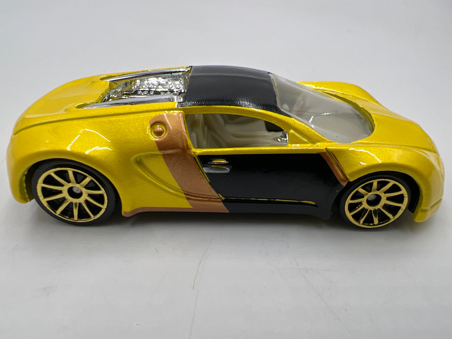 Hot Wheels Mystery Cars Bugatti Veyron Yellow Loose