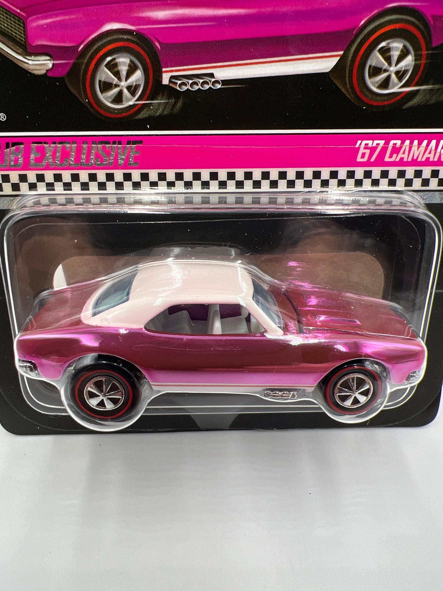 2017 Hot Wheels RLC Club Exclusive Party Car 67 Camaro Pink W/Protector