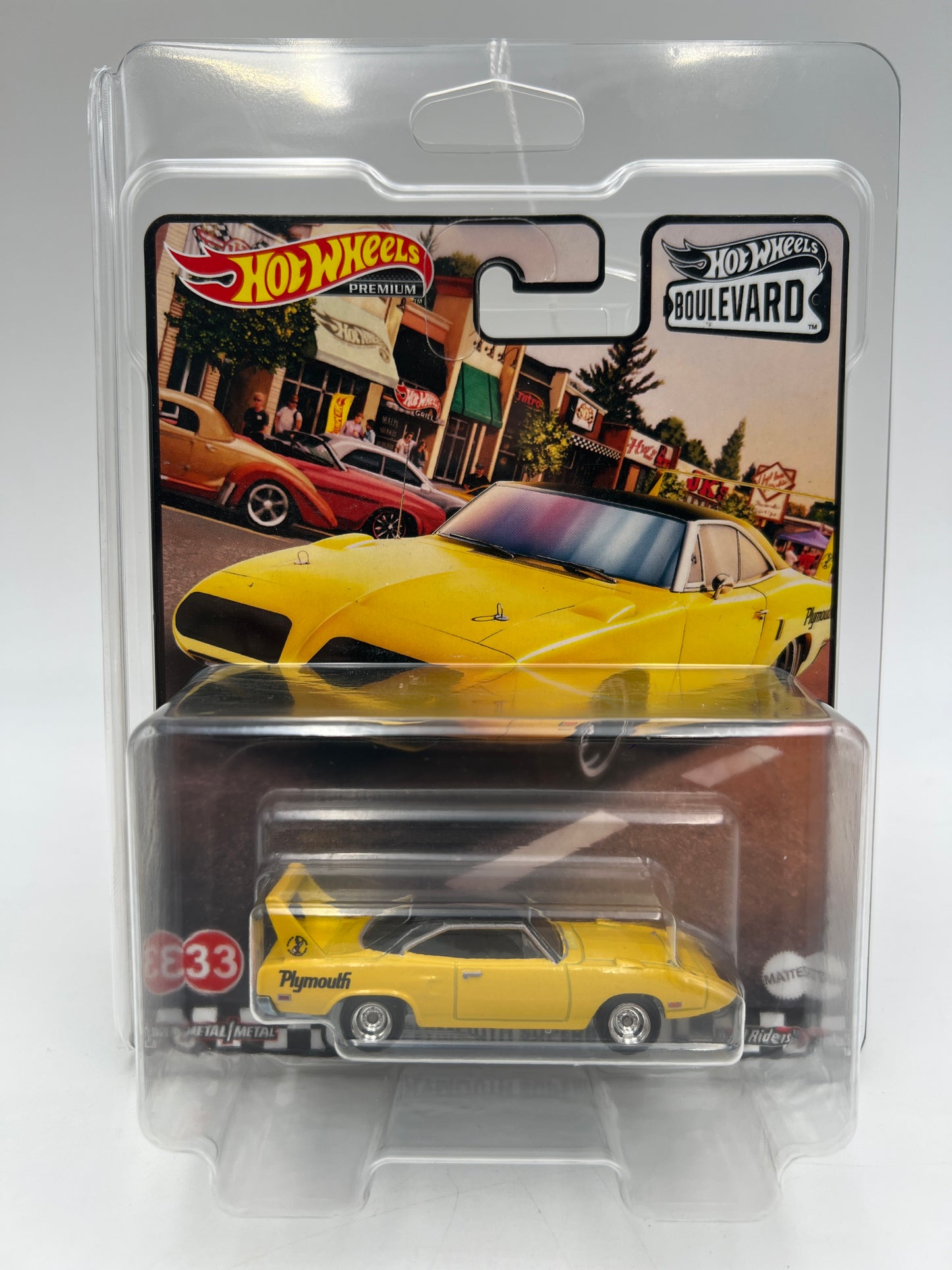 Hot Wheels Premium Boulevard #33 70 Plymouth Superbird Yellow W/Protector
