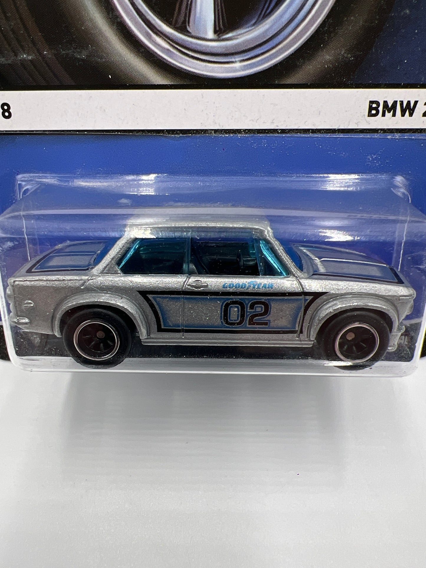Hot Wheels Heritage Real Riders #11 BMW 2002 Silver 245A