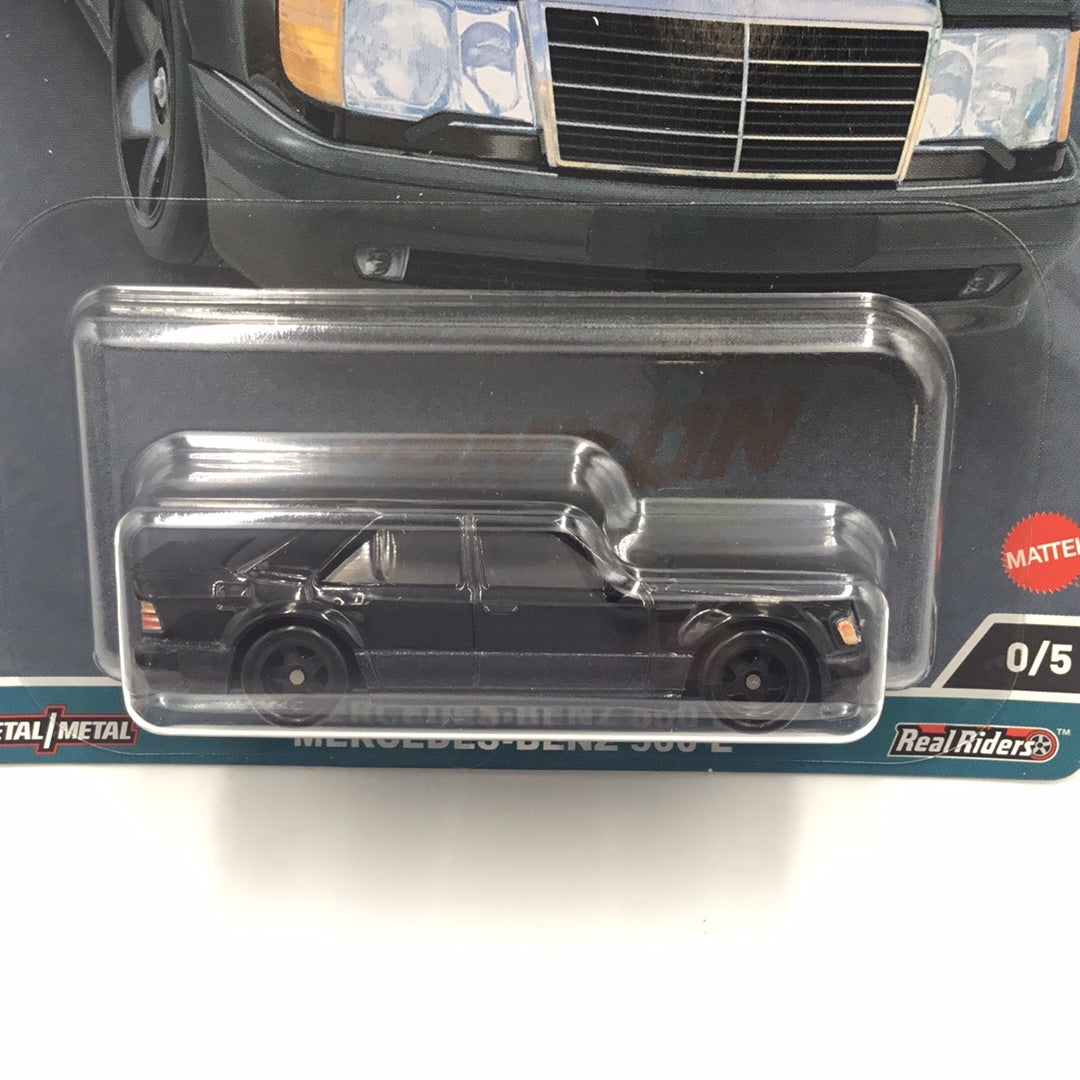 2023 Hot wheels car culture Canyon Warriors Mercedes Benz 500 E Chase VHTF w/protector