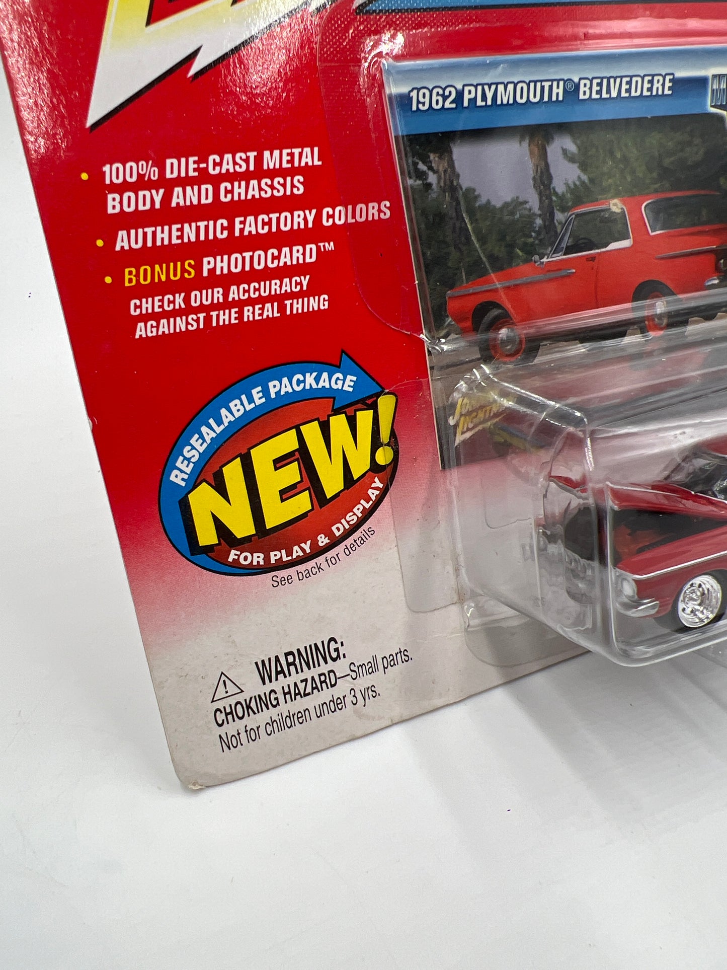 Johnny Lightning Muscle Cars USA #8 1962 Plymouth Belvedere Red 219A