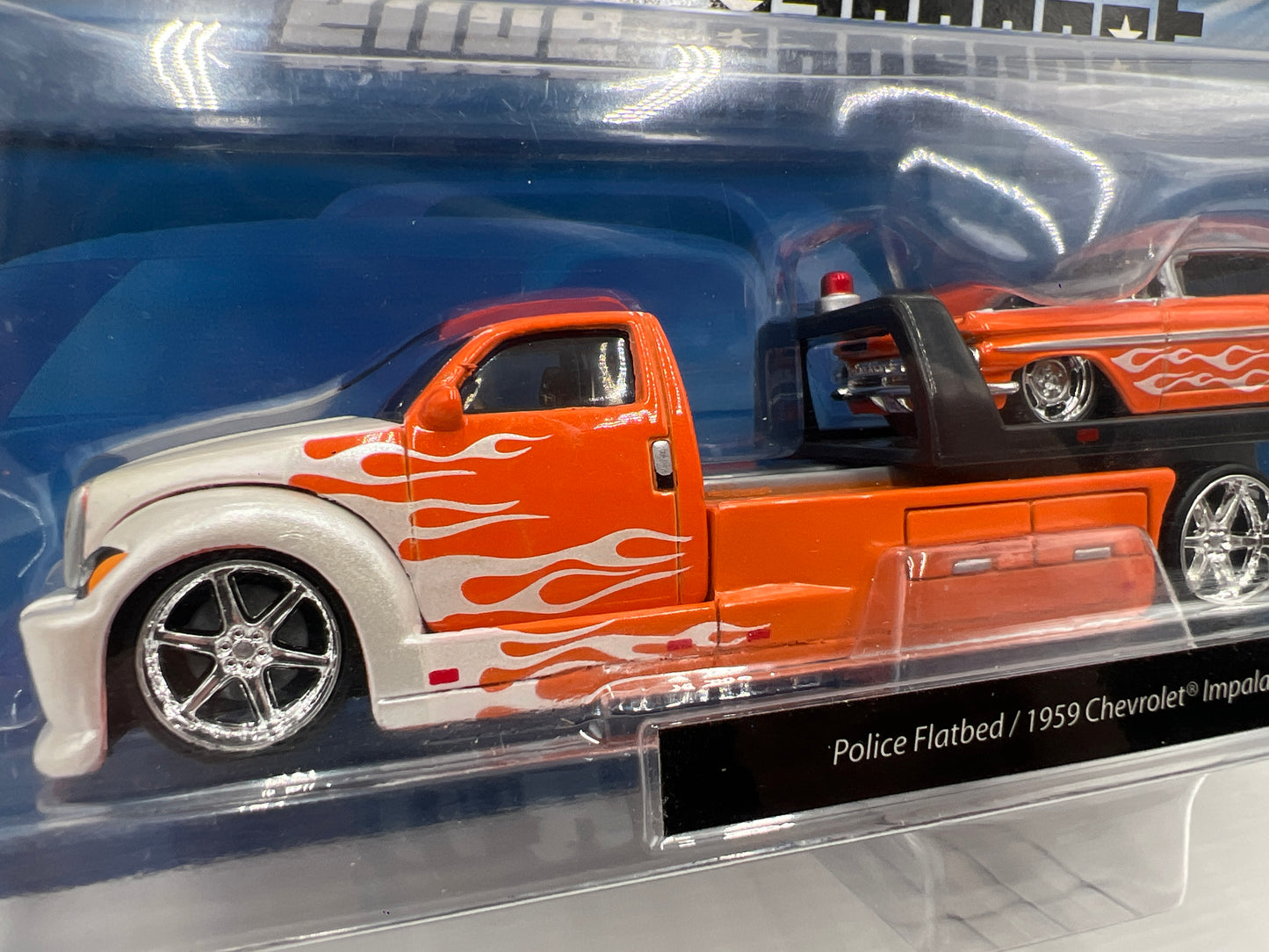 Maisto 1/64 All Stars Elite Transport Police Flatbed & 1959 Chevrolet Impala Orange Loose Blister