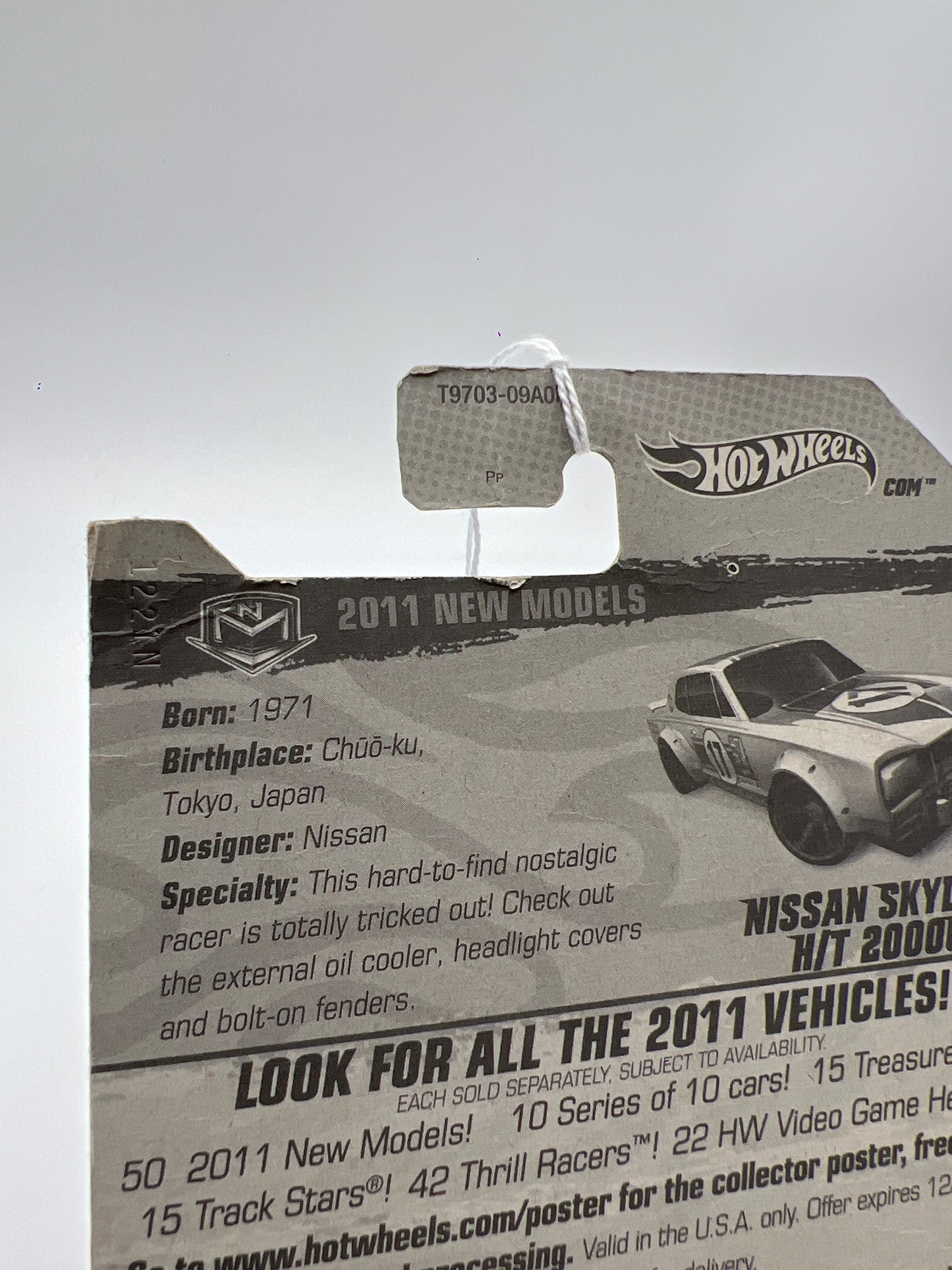 2011 Hot Wheels New Models #33 Nissan Skyline H/T 2000GT-X White Card Not Perfect 79B