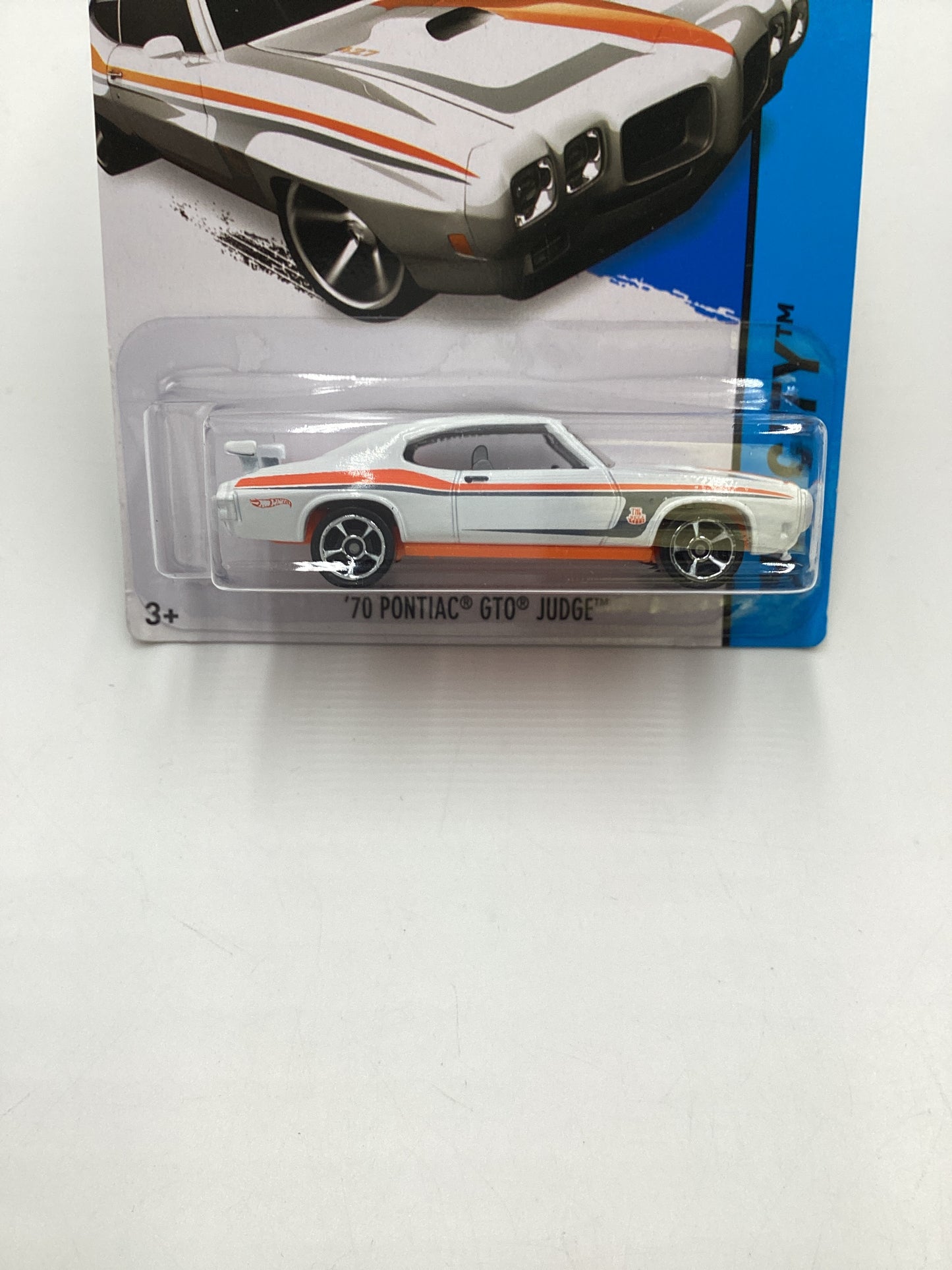 2015 Hot wheels HW City Kroger Exclusive White 70 Pontiac GTO Judge 235E