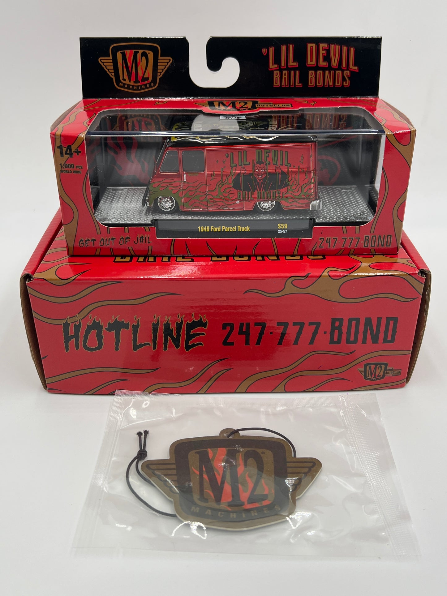 M2 Machines S59 Auto-Club Exclusive Box 22 1948 Ford Parcel Truck Red