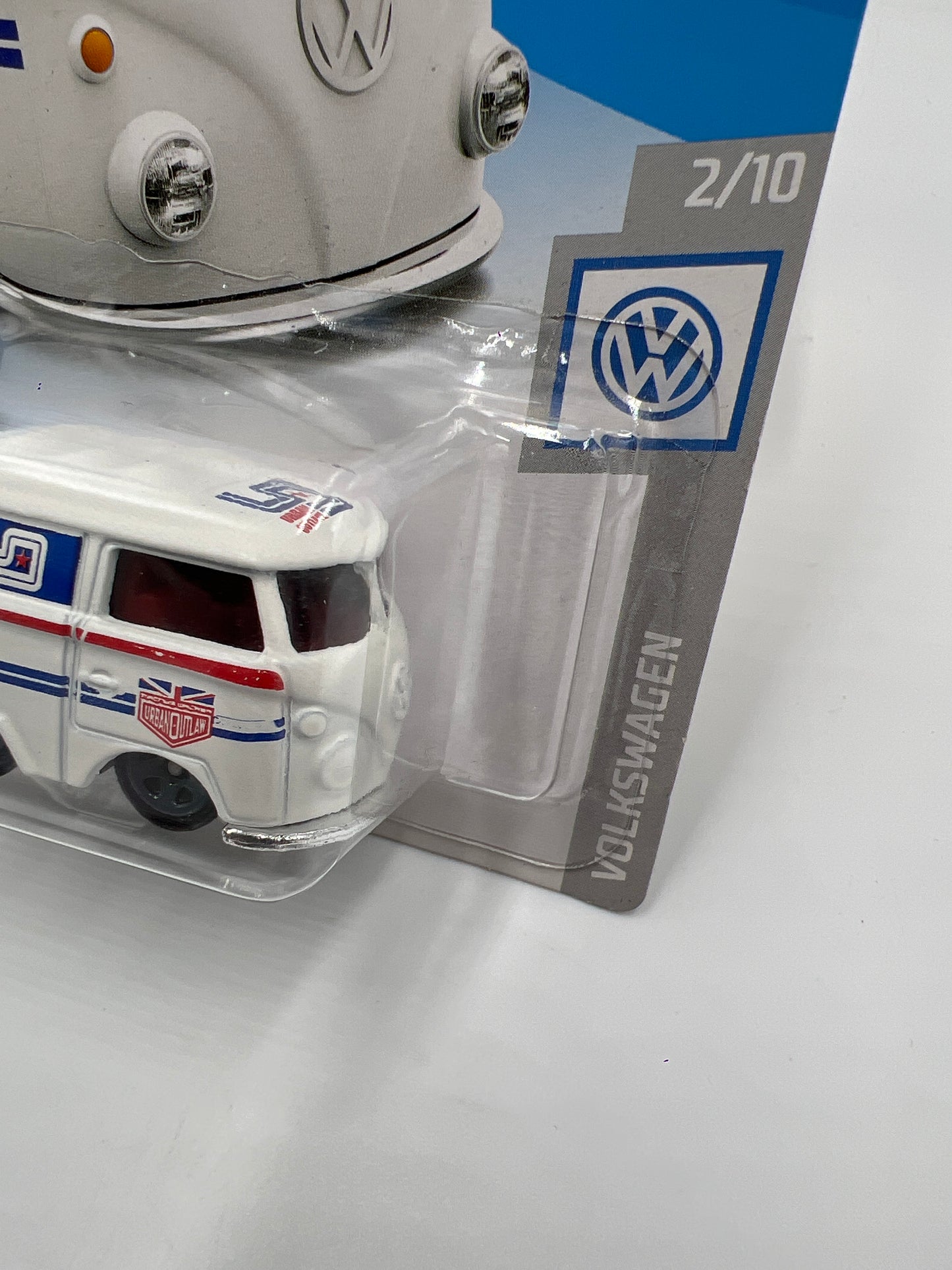 2019 Hot Wheels Volkswagen #136 Kool Kombi White Magnus Walker 97F