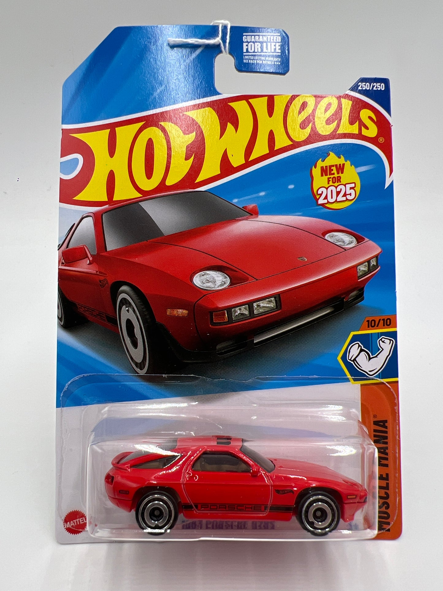 2025 Hot Wheels P Case Muscle Mania #250 1983 Porsche 928S Red 98C