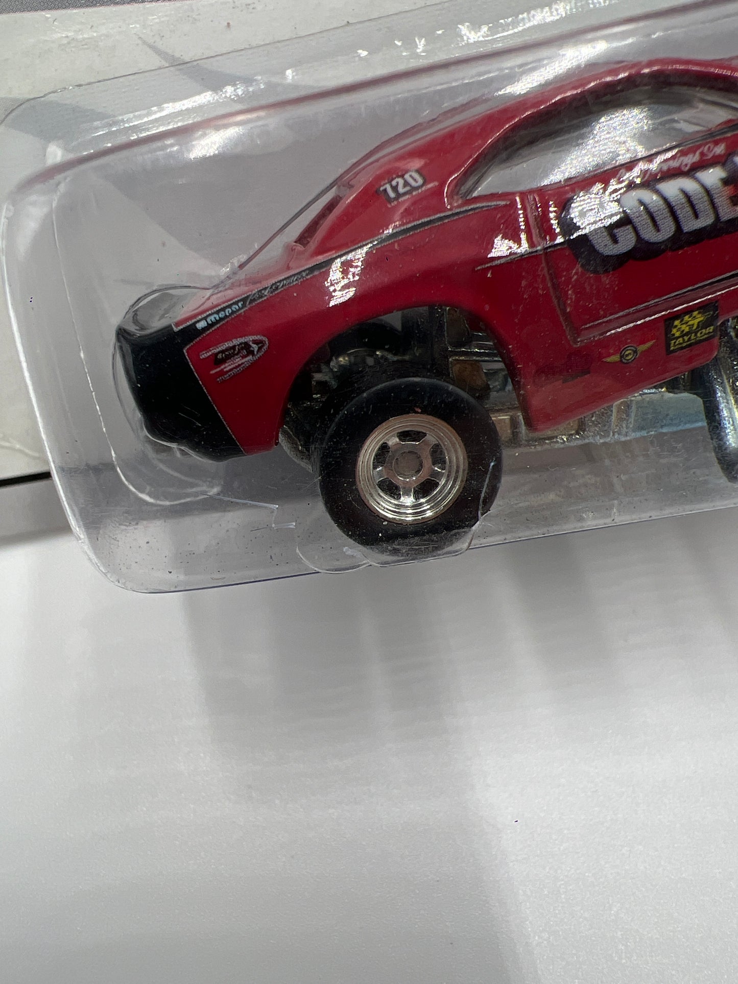 Hot Wheels Premium Drag Strip Demons #2 70 Dodge Challenger F/C Code Red (Cracked Blister) SR