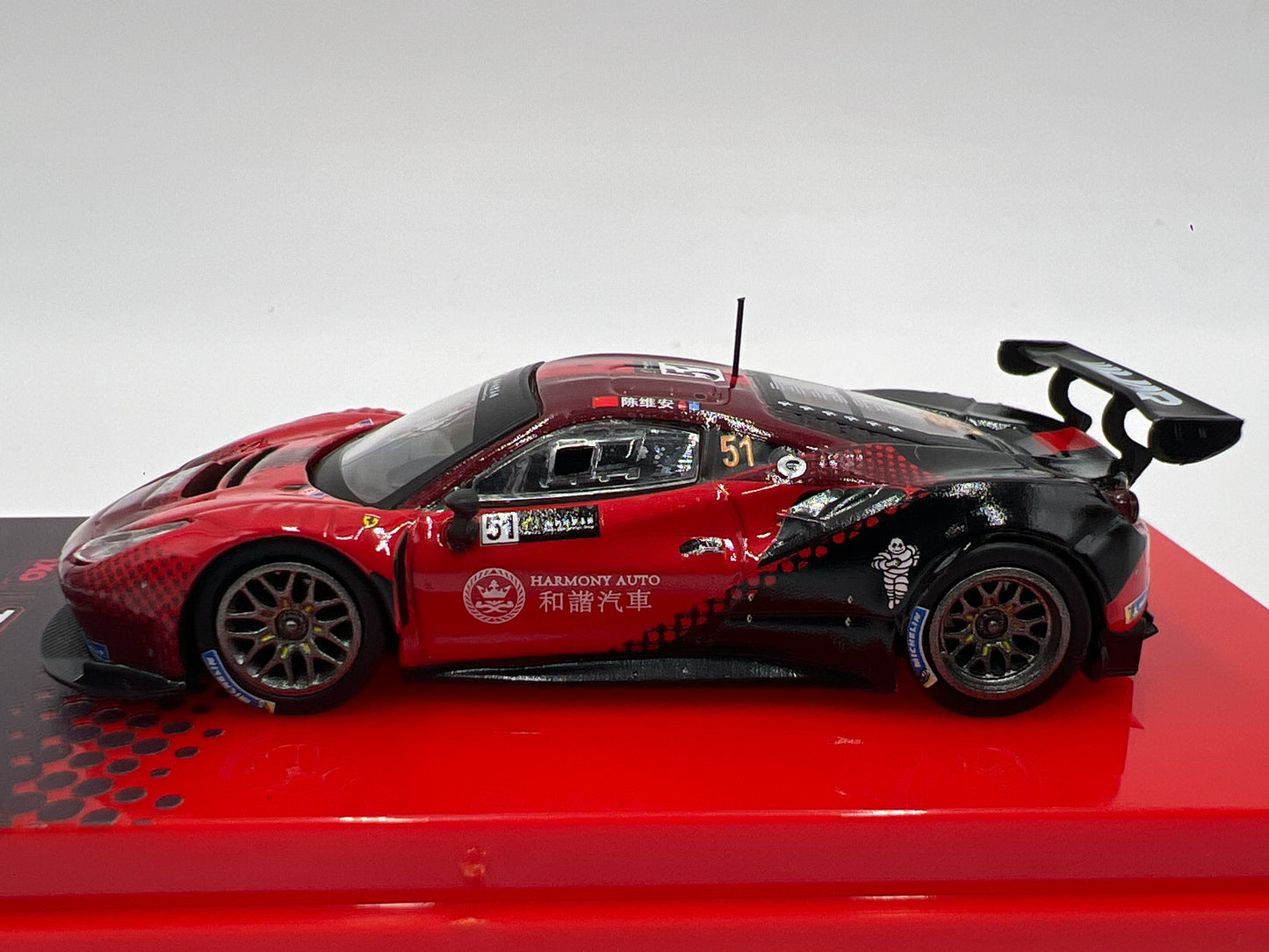 Tarmac Works x IXO Models Ferrari 488 GT3 Macau GT Cup 2022