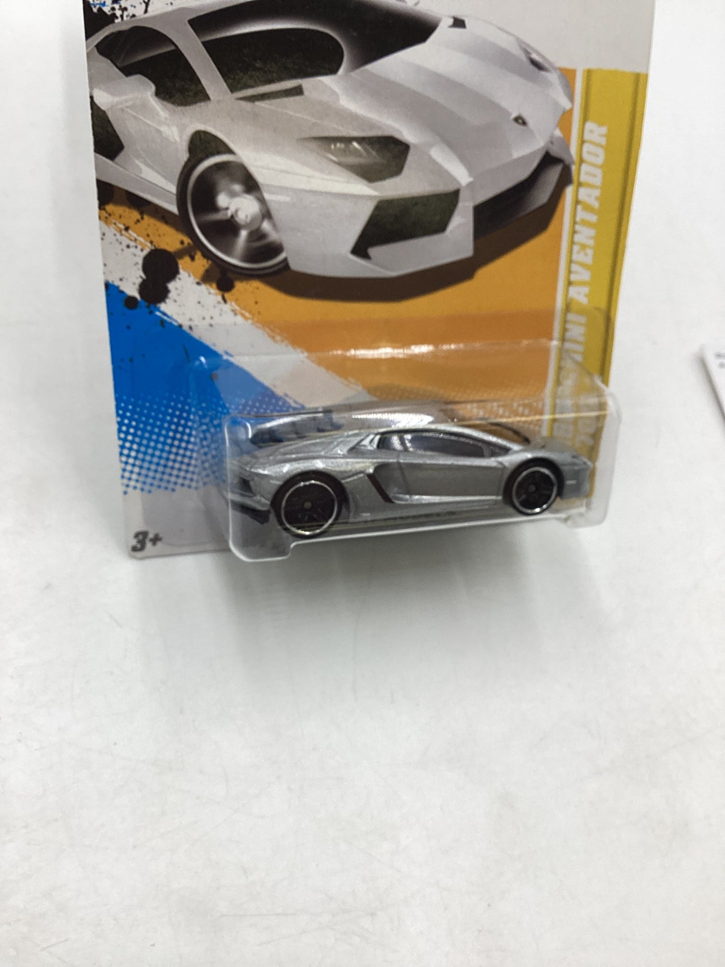 2012 Hot Wheels #012 Lamborghini Aventador LP 700-4 Silver