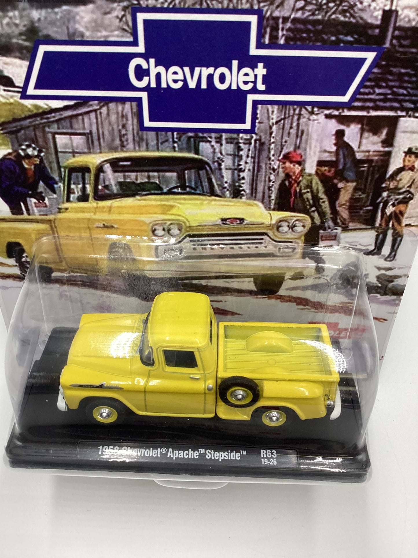 M2 Machines Auto Drivers Chevrolet 1958 Chevrolet Apache Stepside R63 Yellow 189A