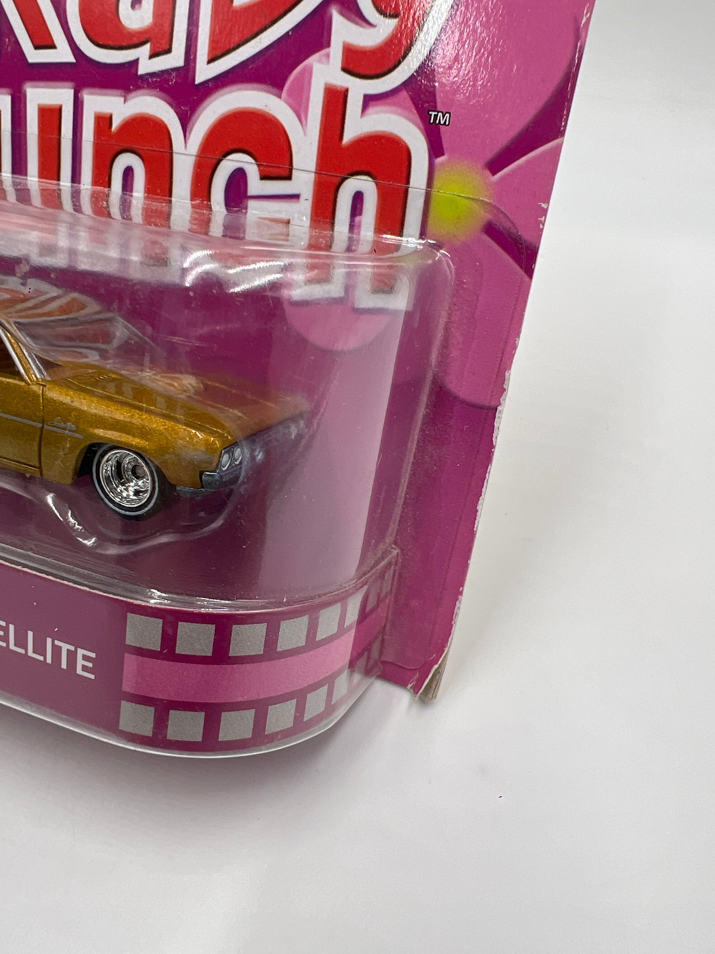 Hot Wheels Retro Entertainment The Brady Bunch 71 Plymouth Satellite Gold Card Not Perfect 241B
