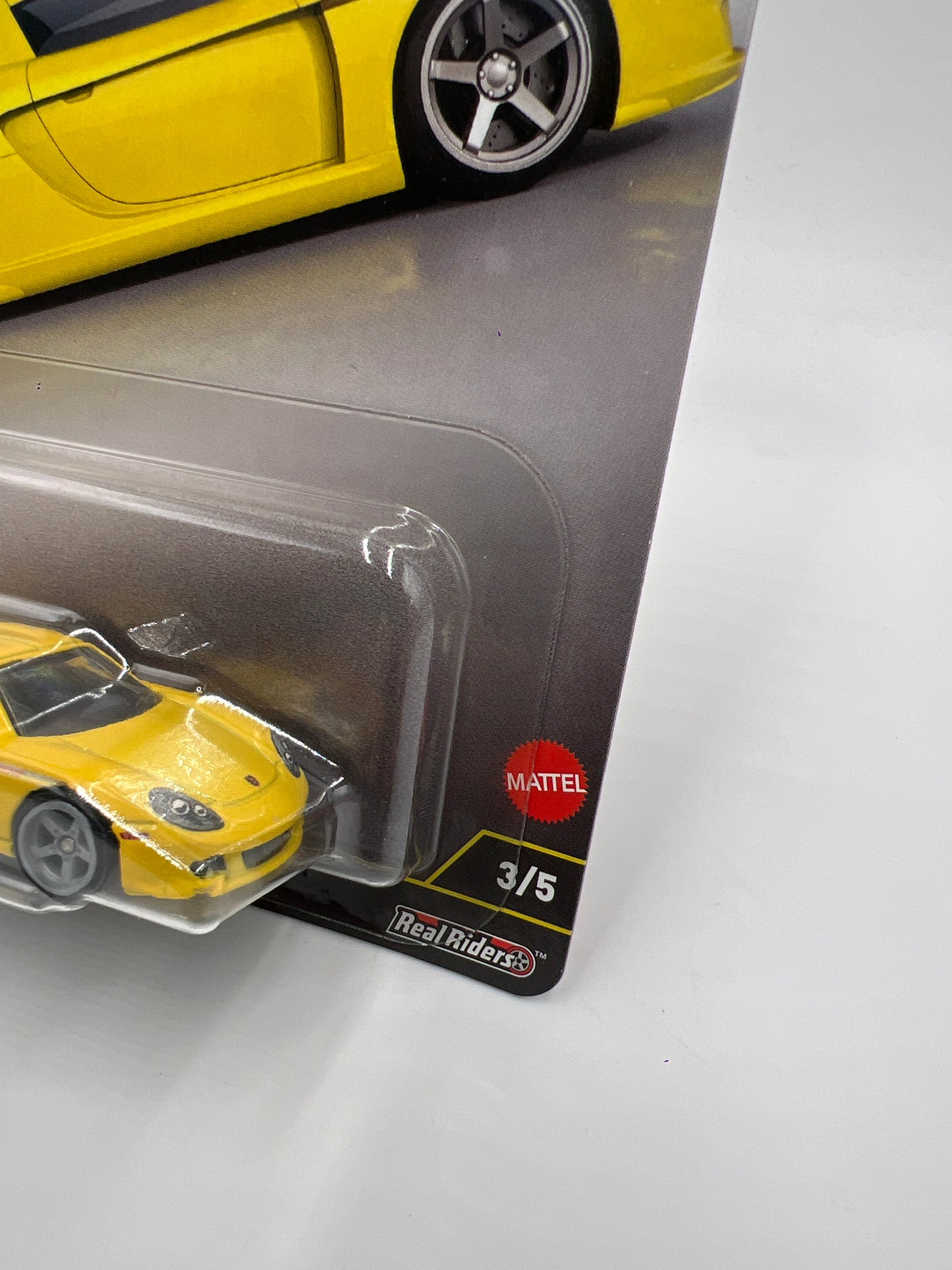 Hot Wheels Premium Car Culture Timeless Icons #3 Porsche Carrera GT Yellow 252i