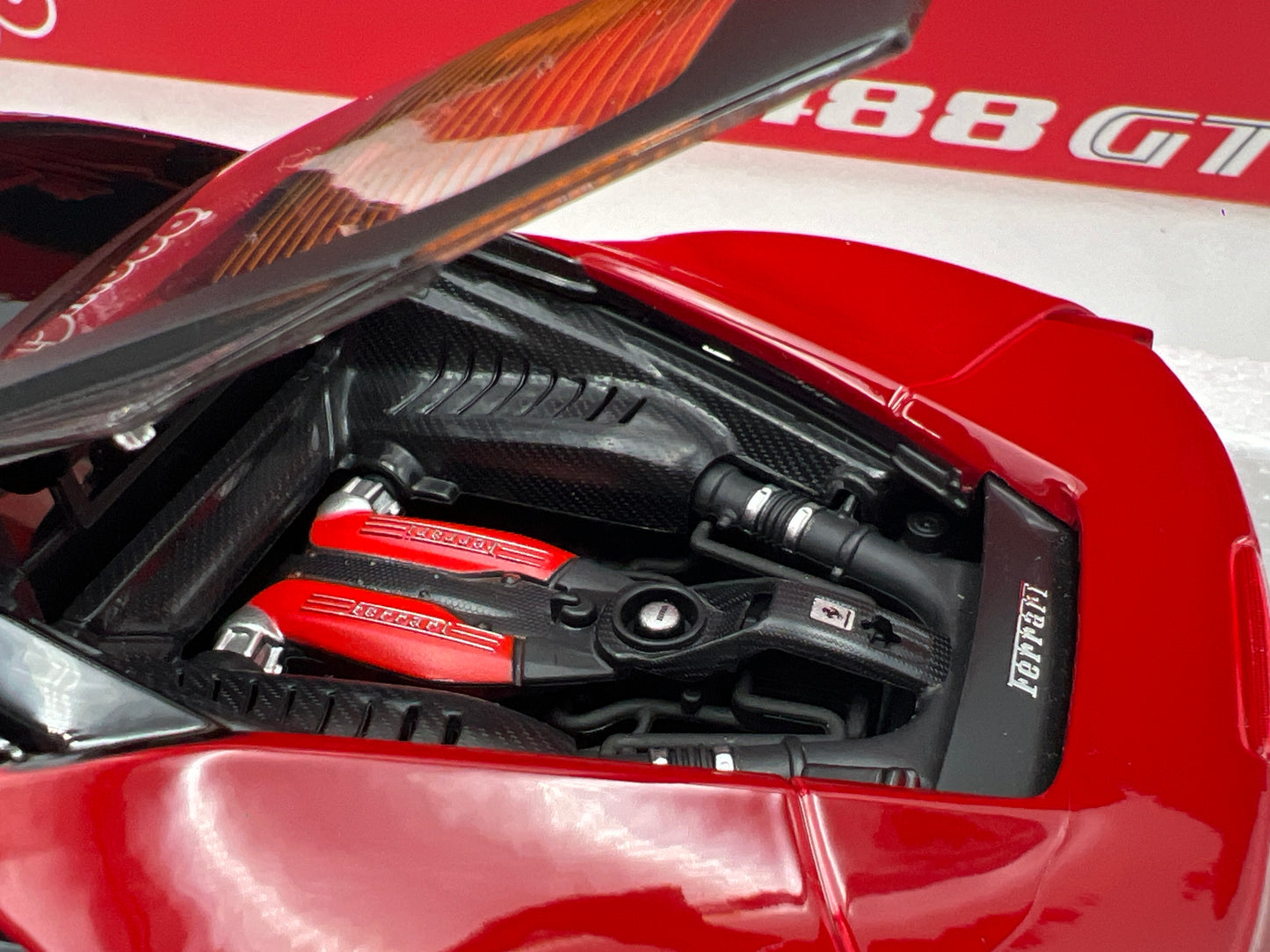 Bburago 1/18 Scale Signature Series Ferrari 488 GTB Red