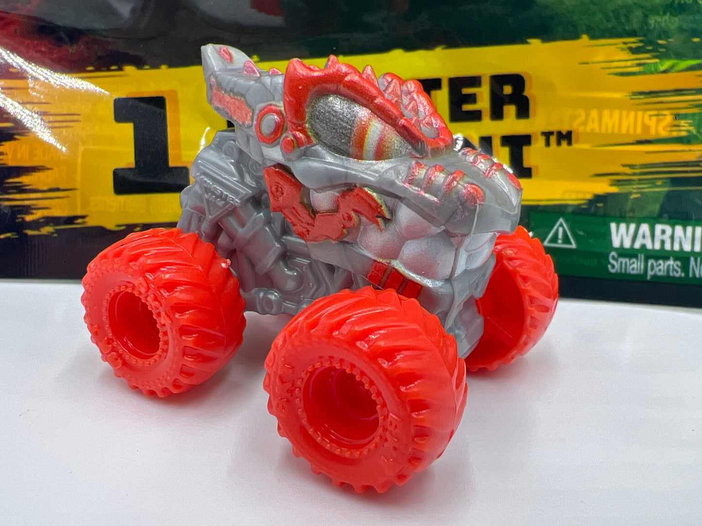 2026 Monster Jam Mini Series 20 #538 Thunderroarus
