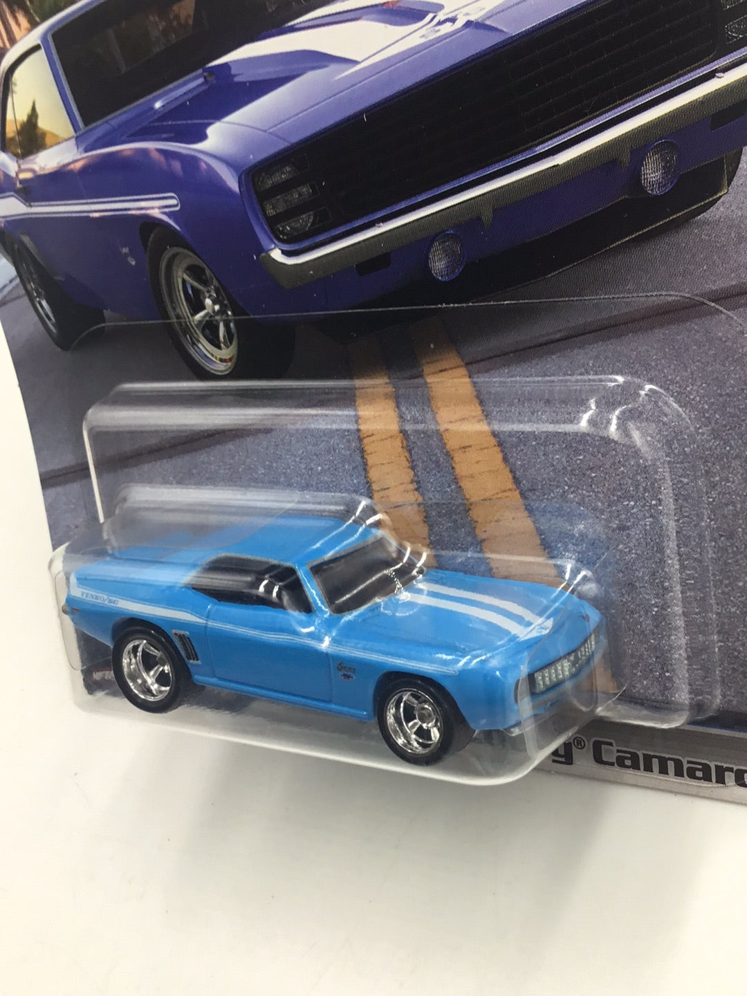 69 chevy camaro store hot wheel