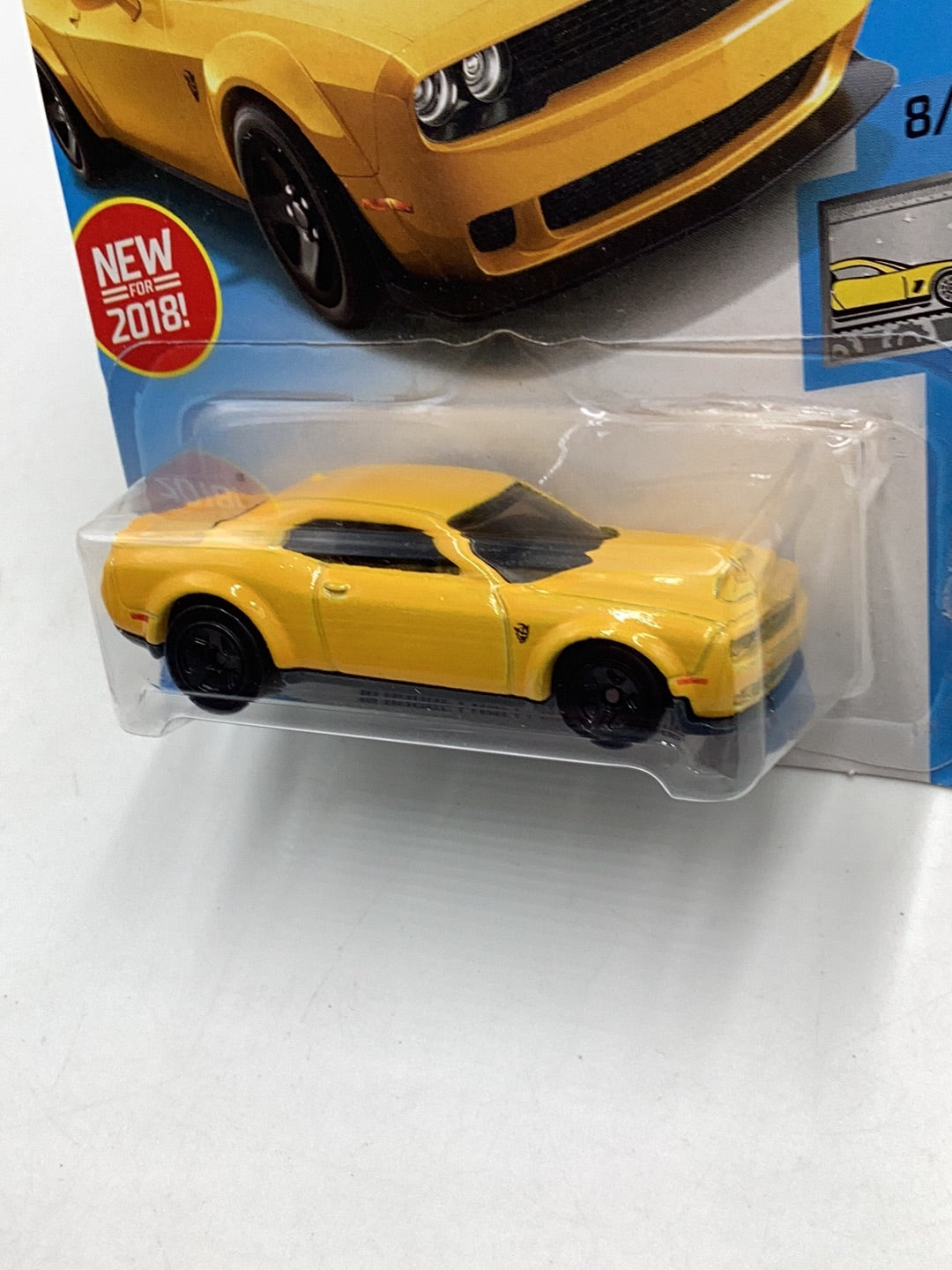 2018 Hot Wheels #319 18 Dodge Challenger SRT Demon 46H creased card