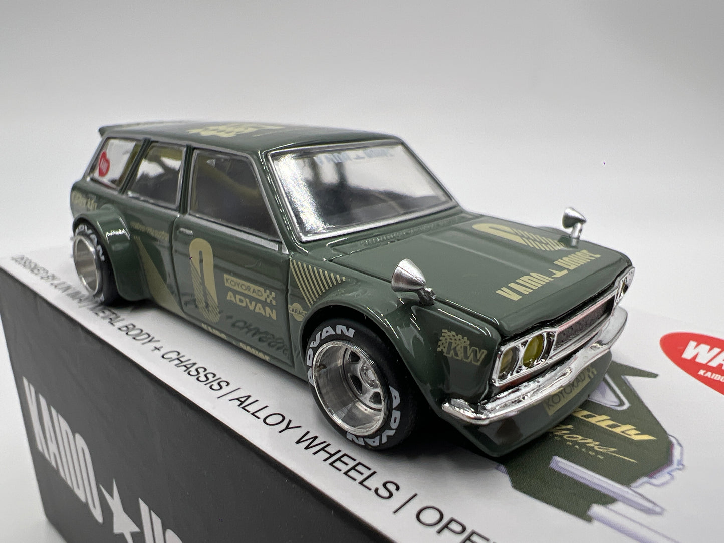 Mini GT Kaido House #10 Datsun Bluebird 510 Wagon Green