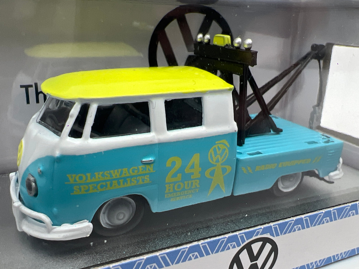 M2 Machines R84 1960 VW Double Cab Truck USA Model